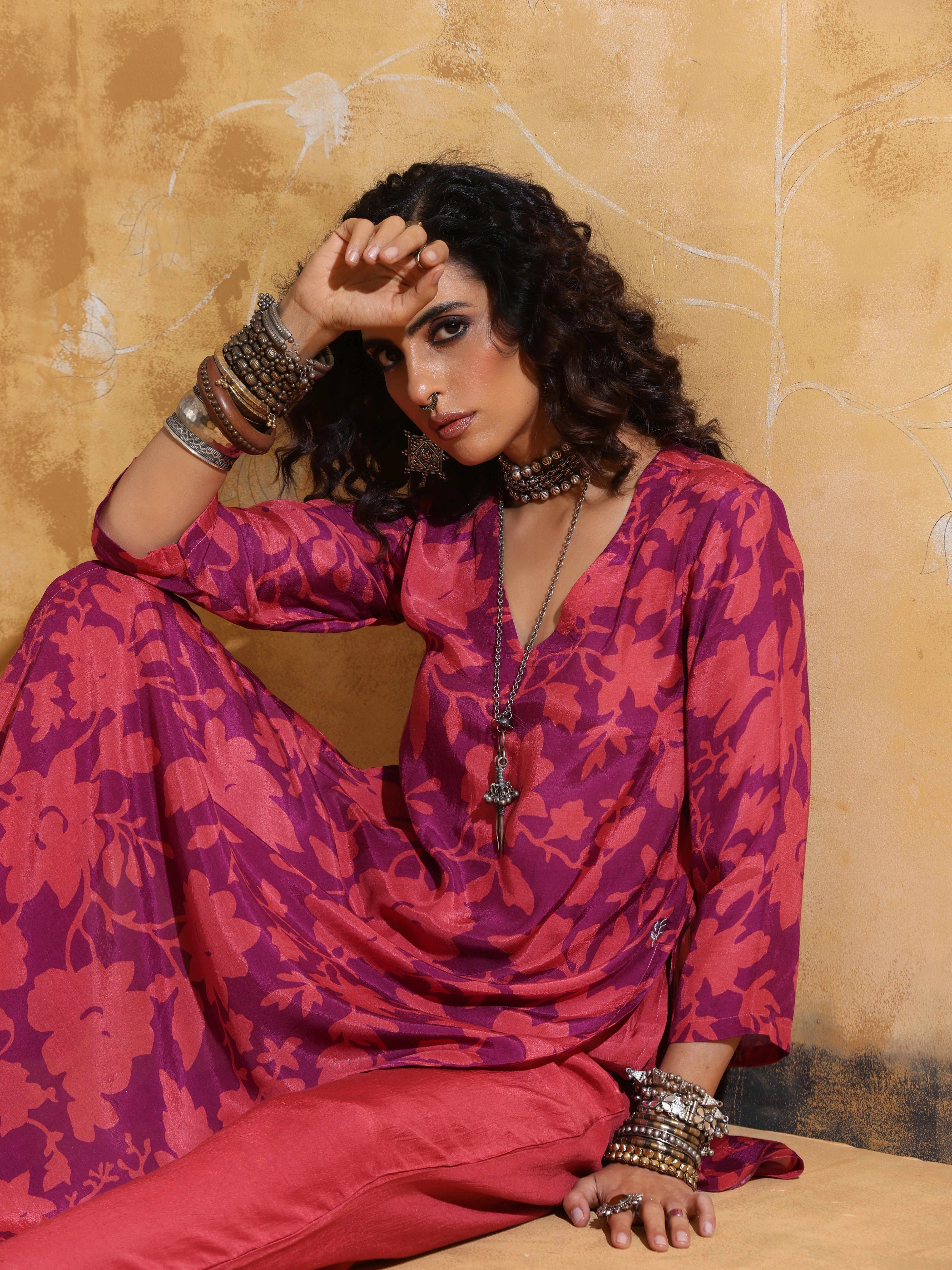 trueBrowns Purple Peach Jaal Print Muslin Silk High-Slit Kurta Set