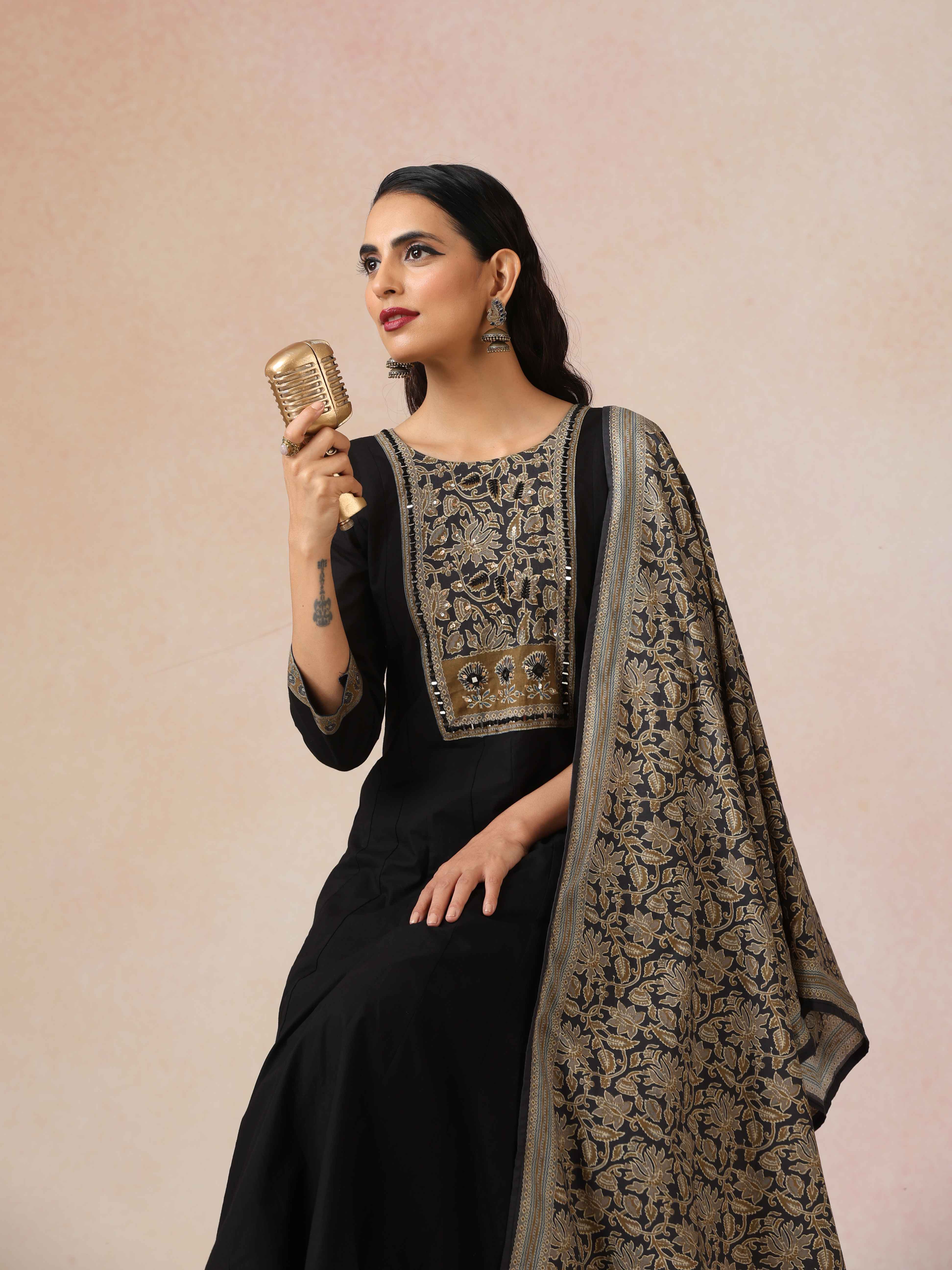 trueBrowns Black Embroidered Anarkali Pant Dupatta Set