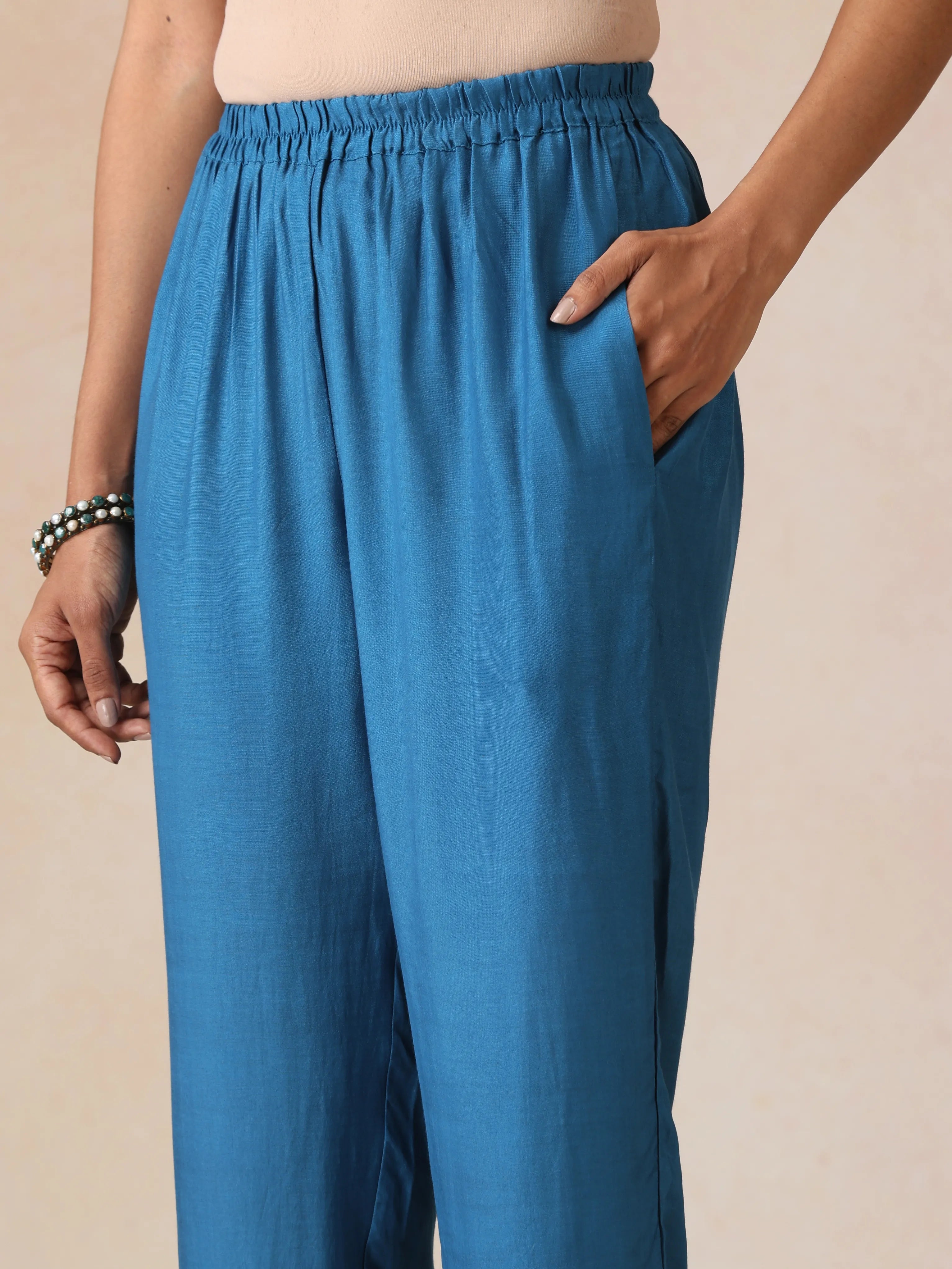 trueBrowns Blue Lime Jaal Print Viscose Flared Co-ord Set