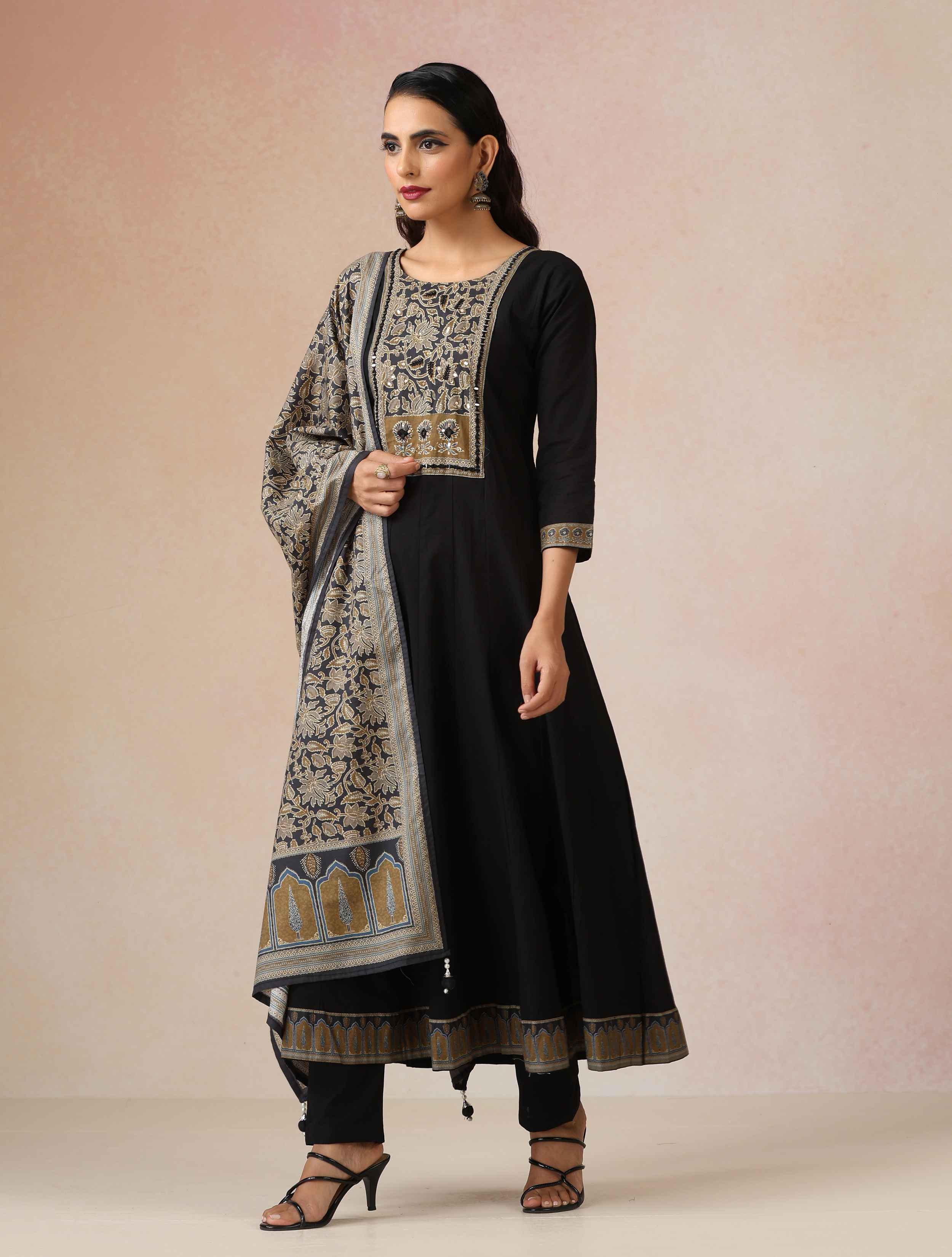 trueBrowns Black Embroidered Anarkali Pant Dupatta Set