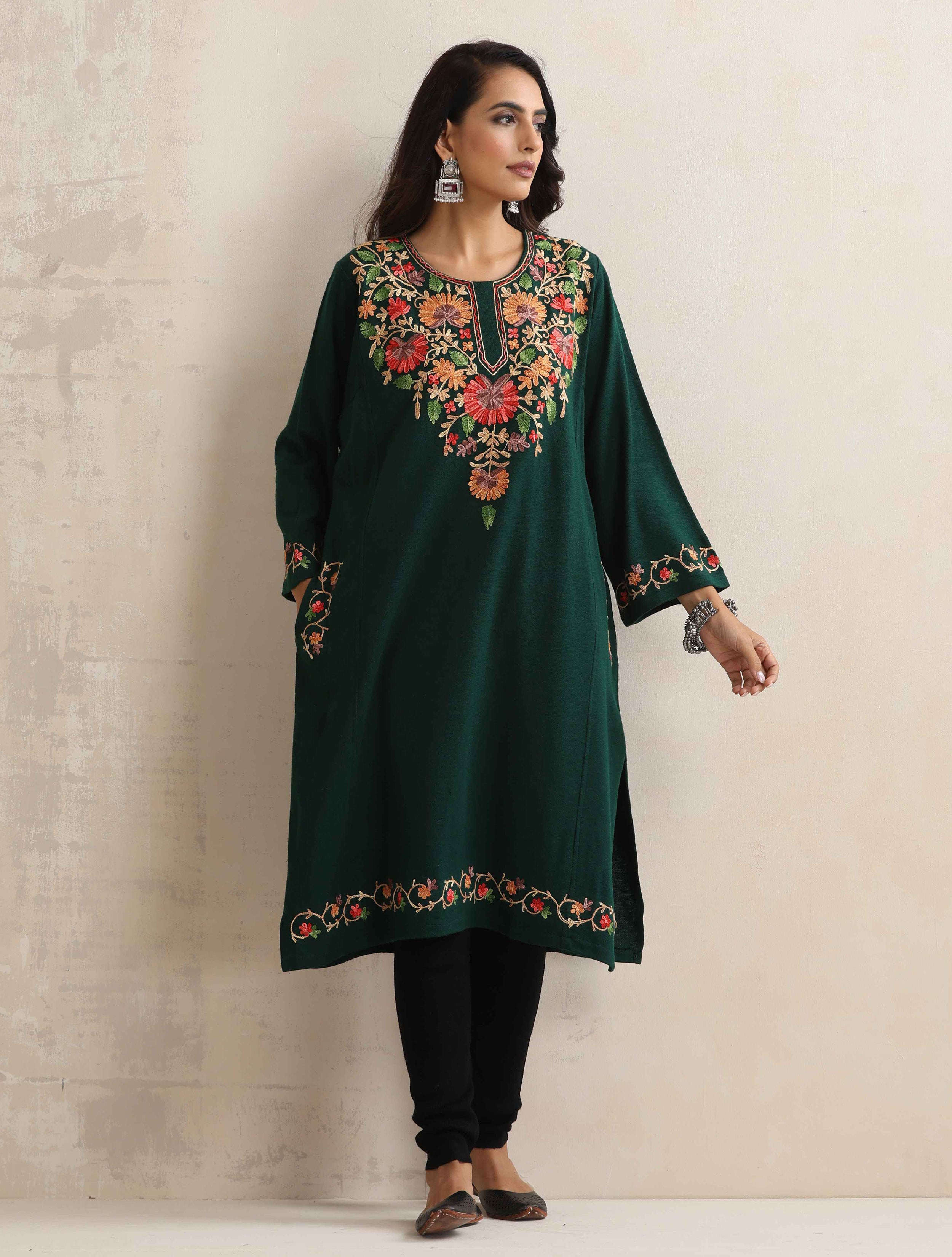 trueBrowns Green Kashmiri Embroidered Woollen Phiran Kurta