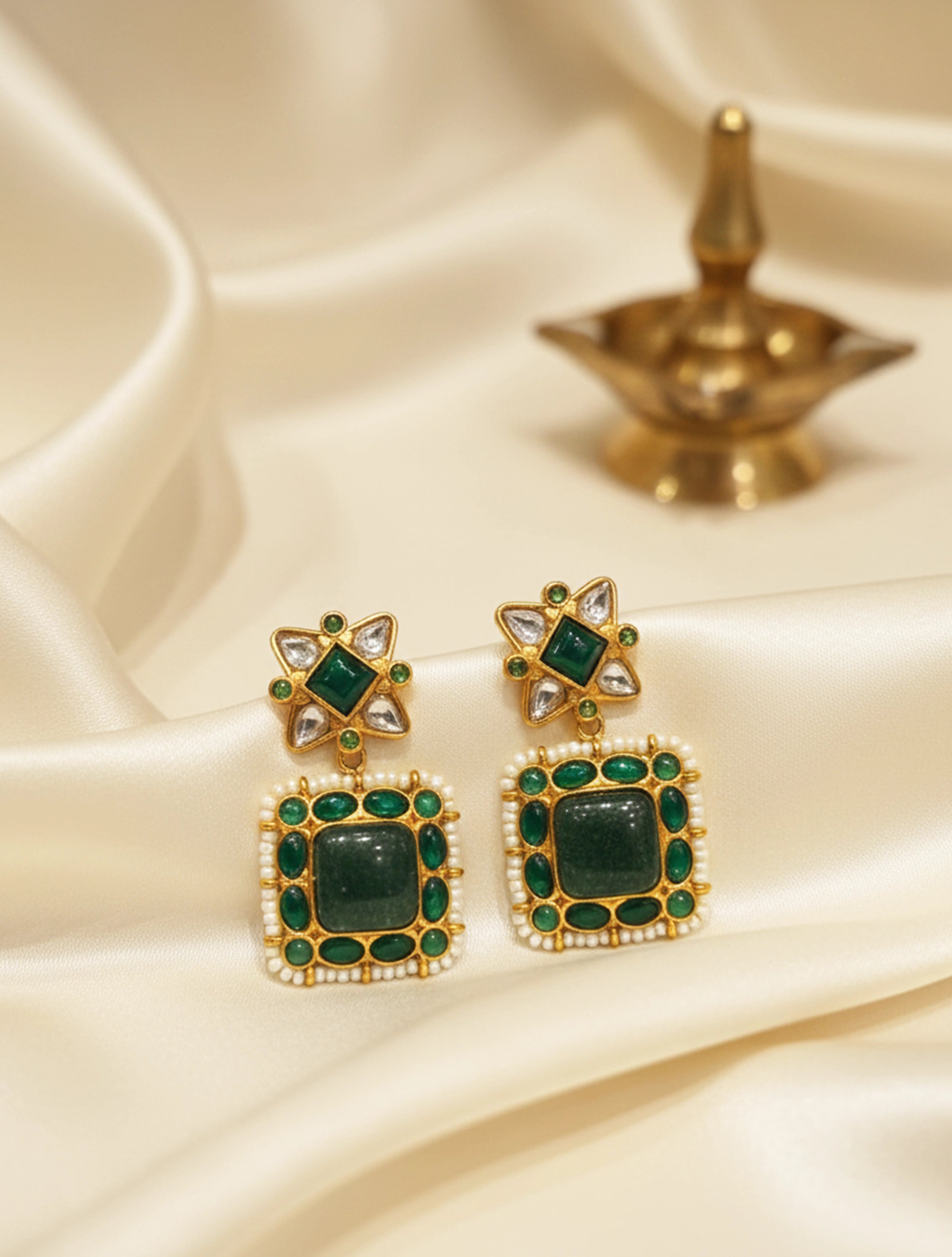 trueBrowns Kundan Blossom Dangler Earrings