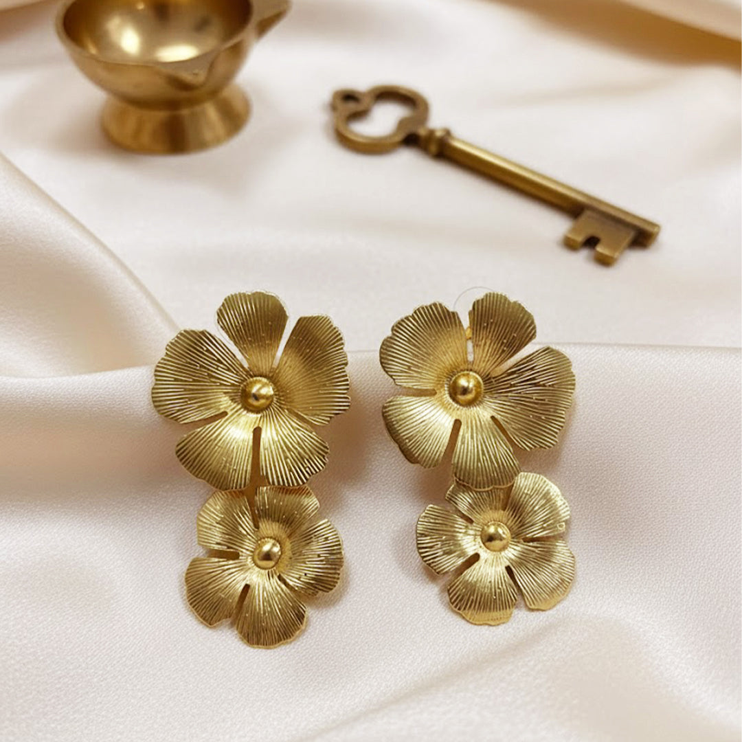trueBrowns Floral Earrings