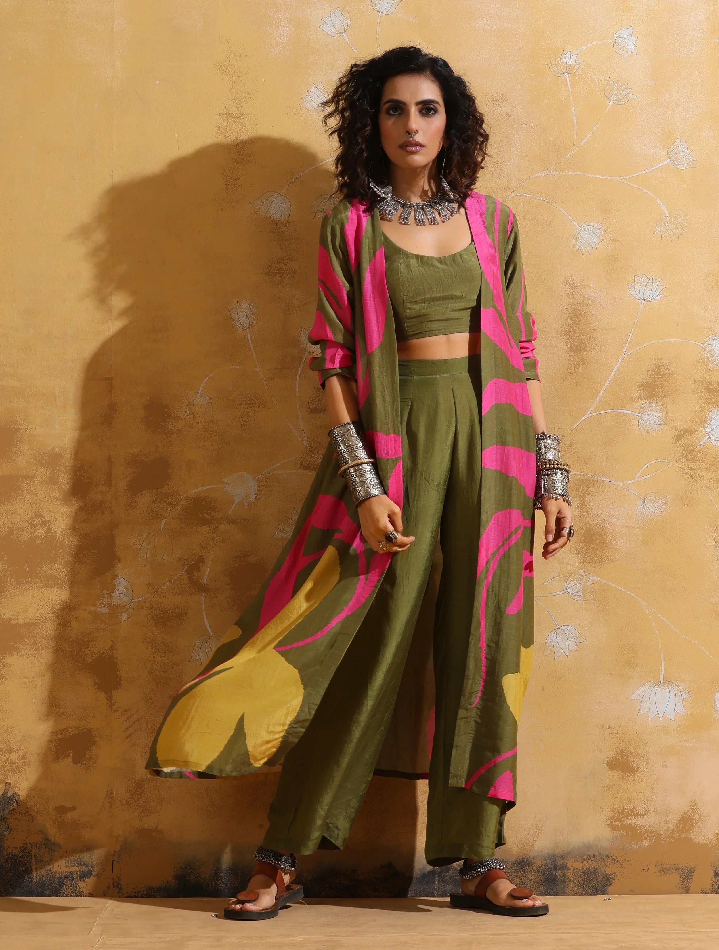 trueBrowns Green Pink Floral Print Muslin Silk Jacket Set