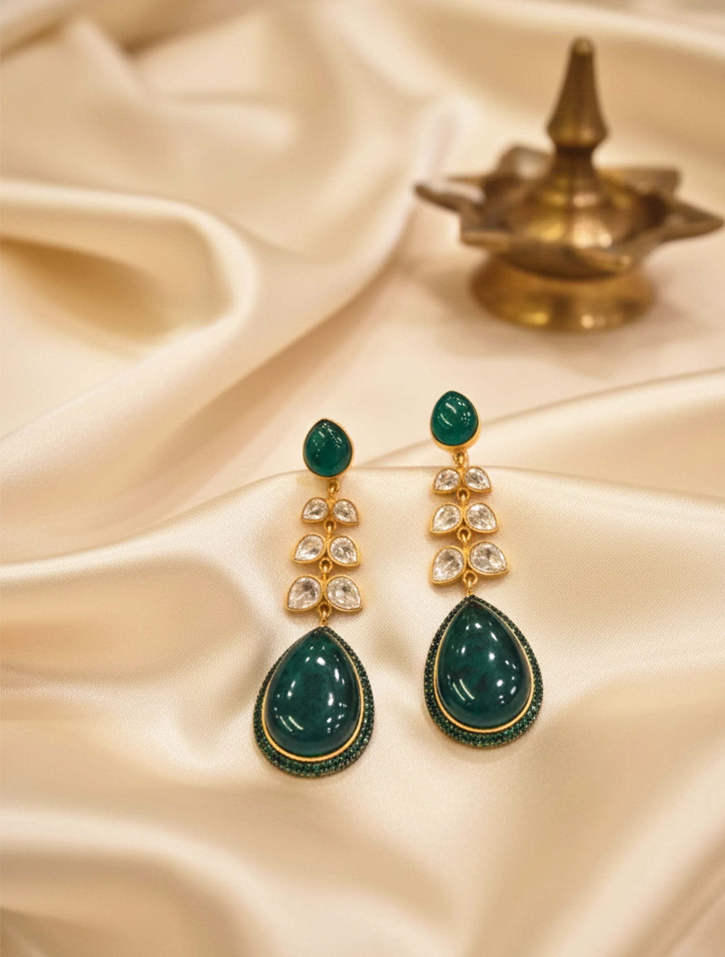 trueBrowns Green White Drop Earrings