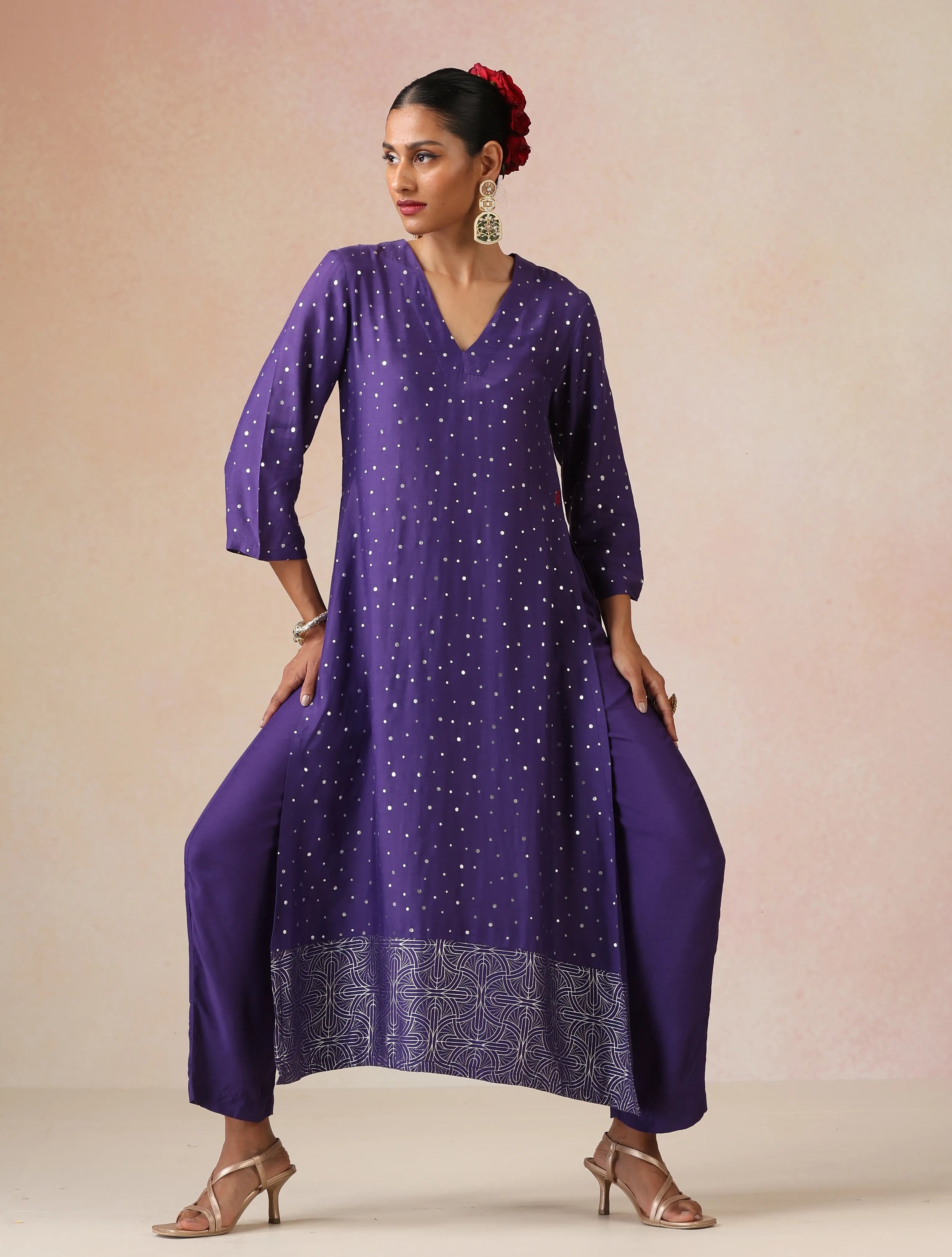 trueBrowns Purple Silver Foil Print Muslin Silk Straight High-Slit Kurta Set