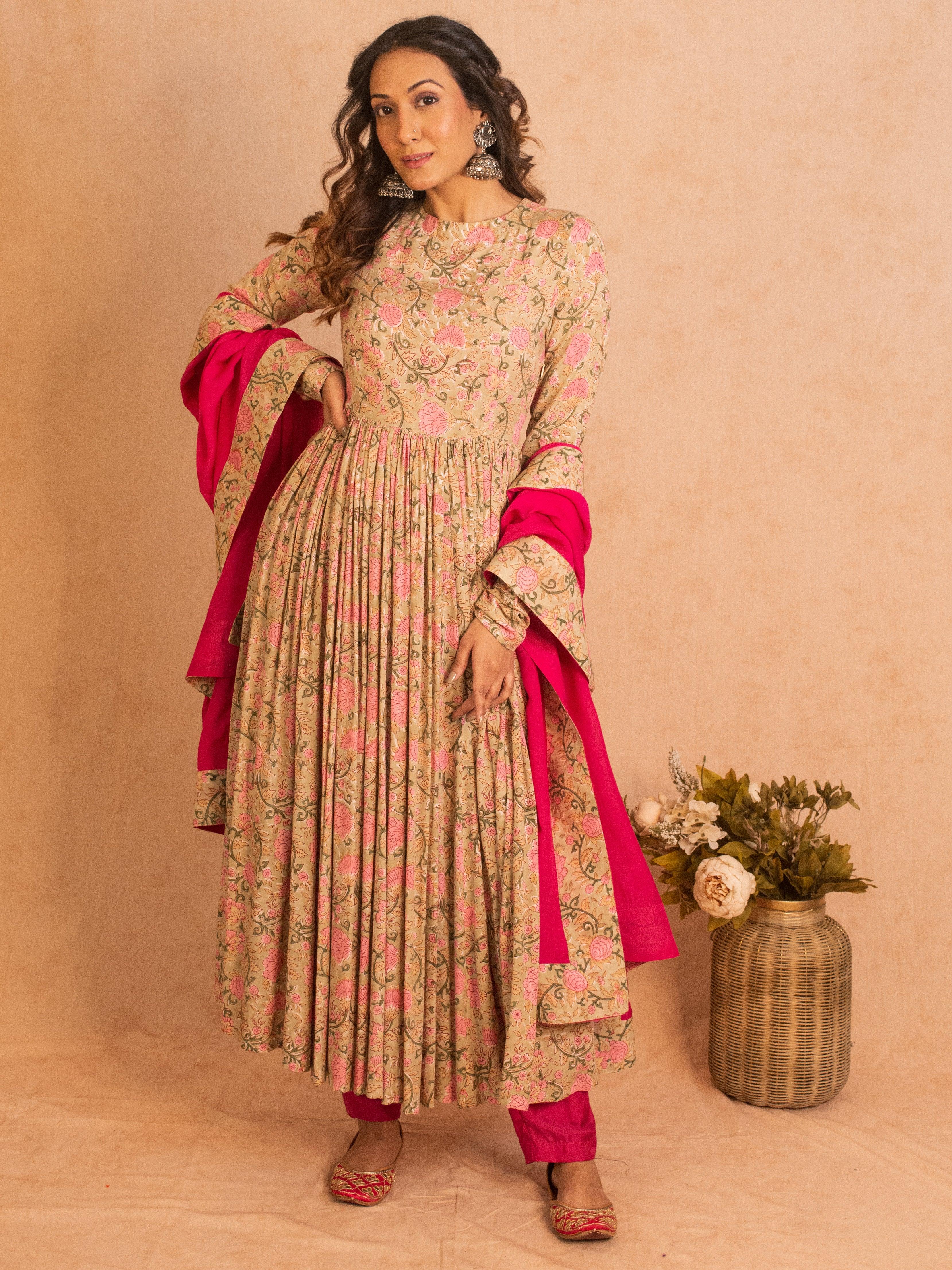 Green Hand Block Printed Flared Silk Kurta Pant Dupatta Set - trueBrowns