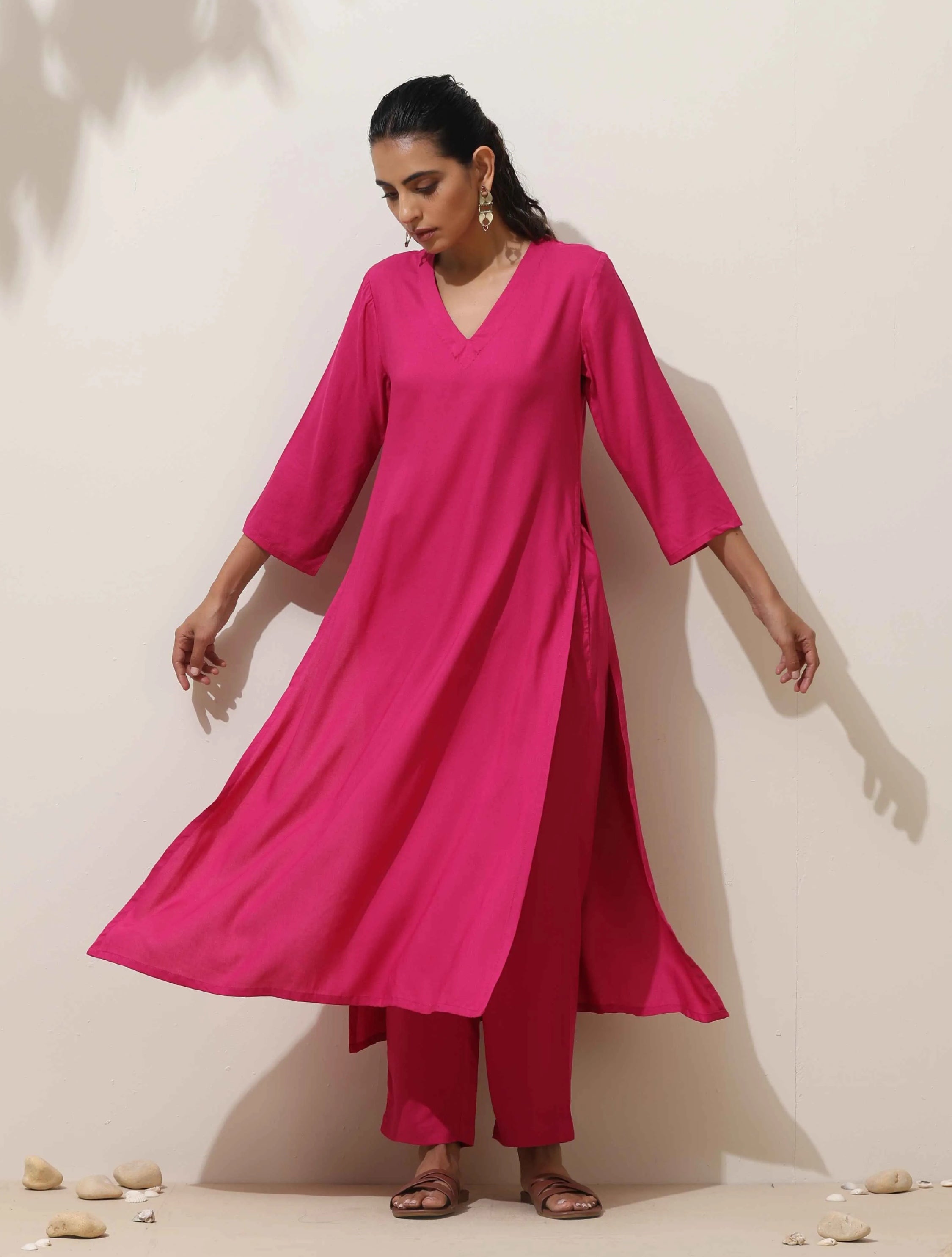 trueBrowns Pink Viscose Kurta Pant Set