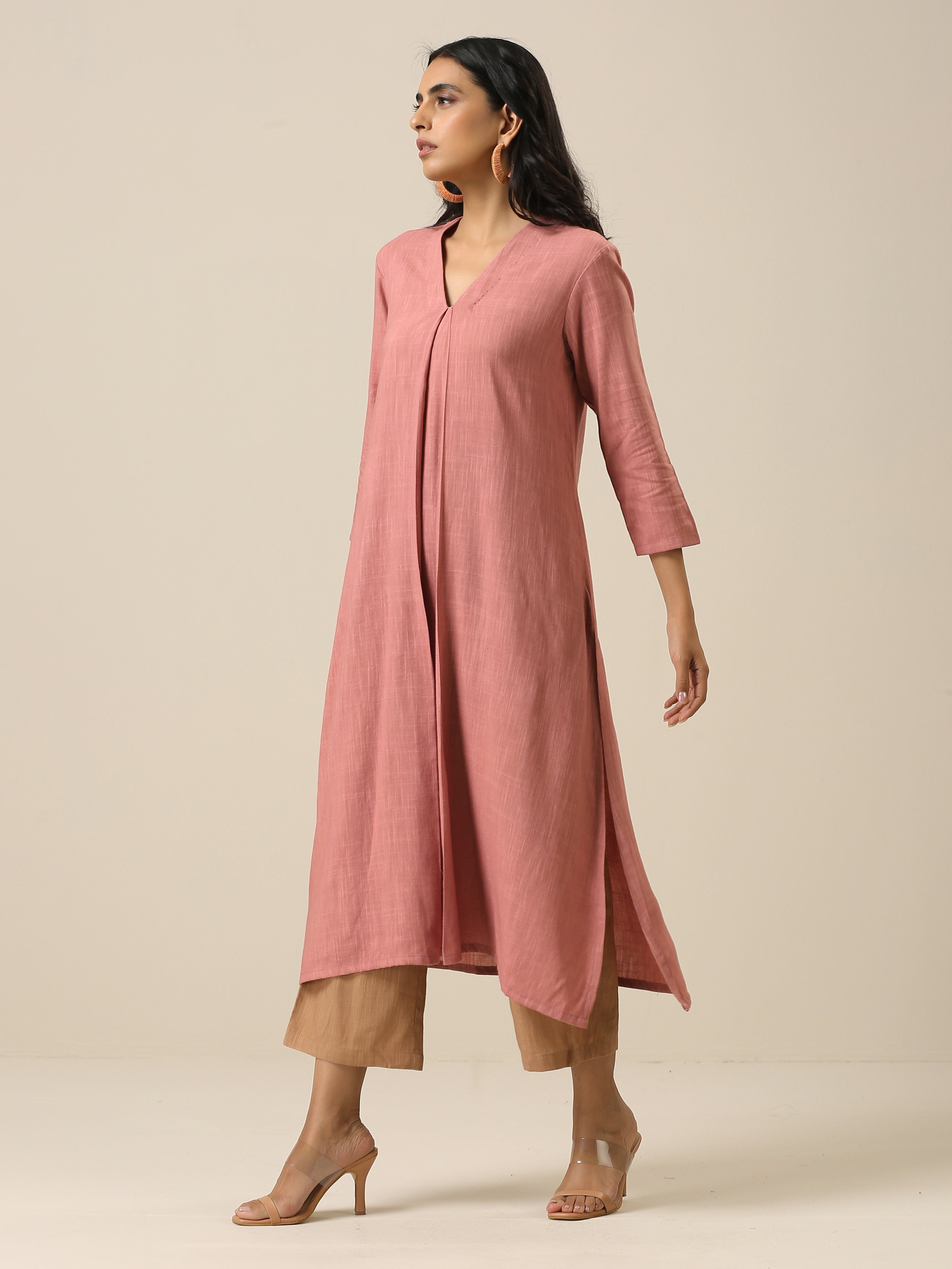 Light Mauve Slub Texture Neck Pleat Kurta Pant Set