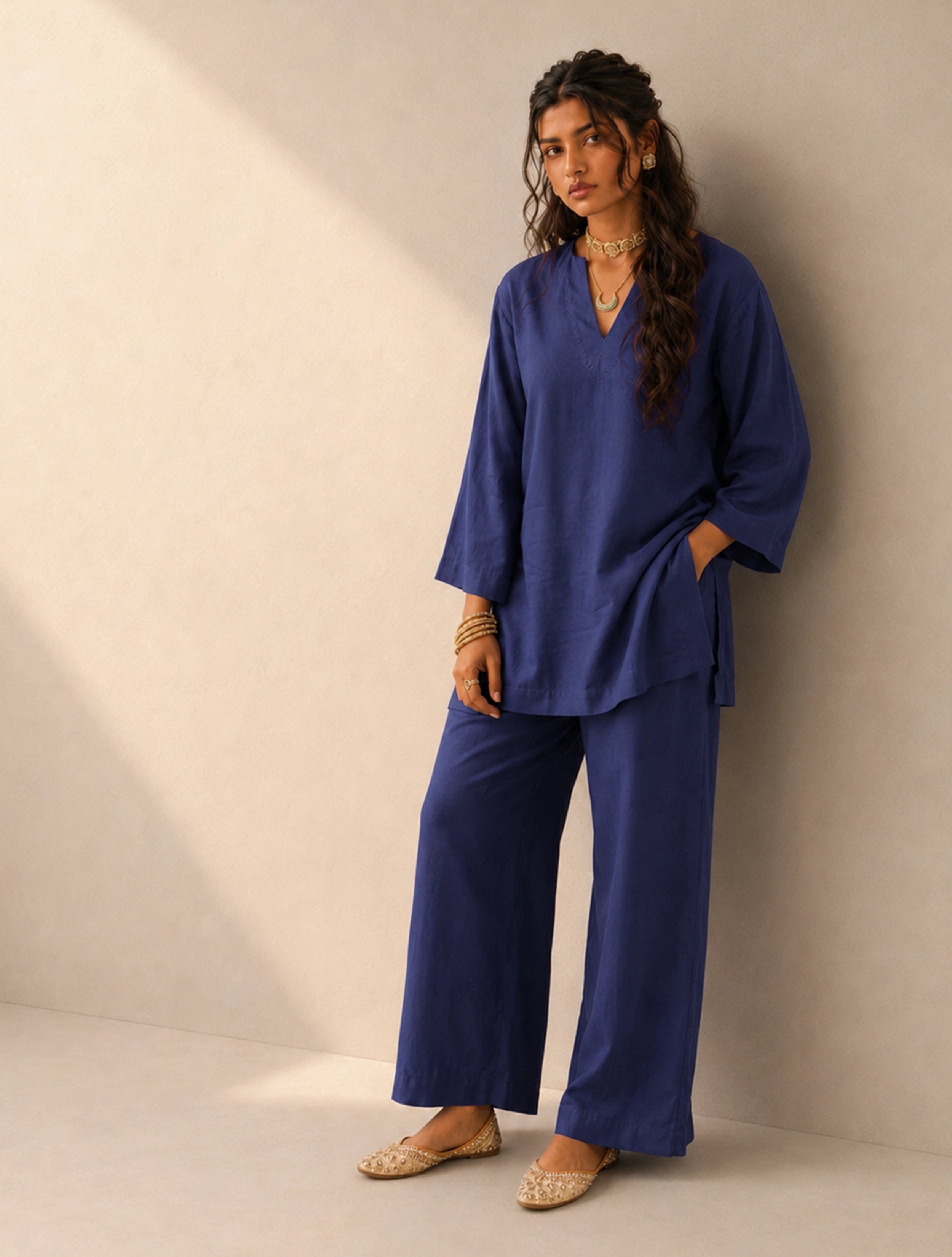 trueBrowns Blue Solid Viscose Co-Ord Set