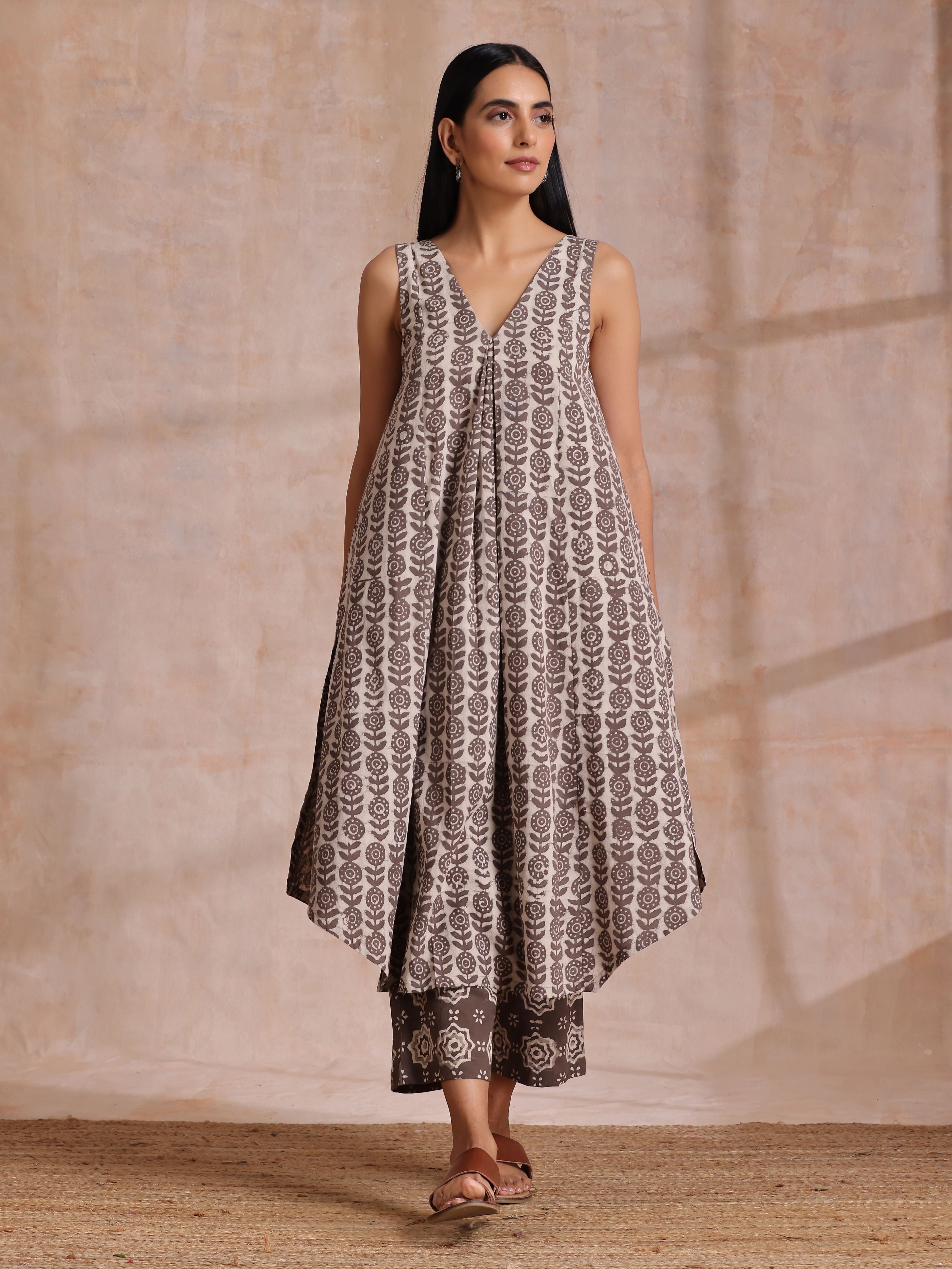 Clay Dabu Buta Print Cotton Sleeveless Flared Kurta Pant Set