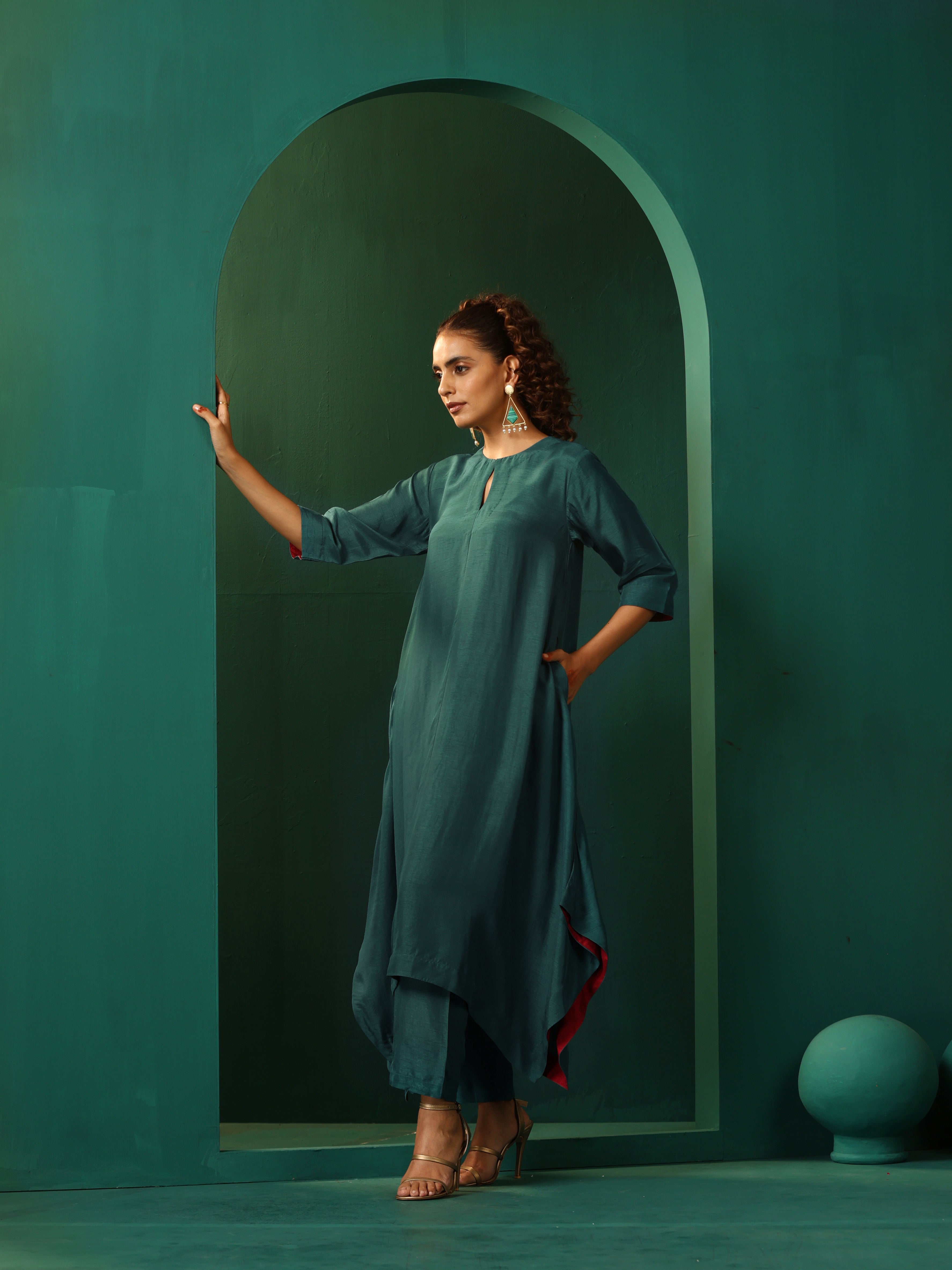 trueBrowns Teal Silk Handkerchief Kurta Pant Set