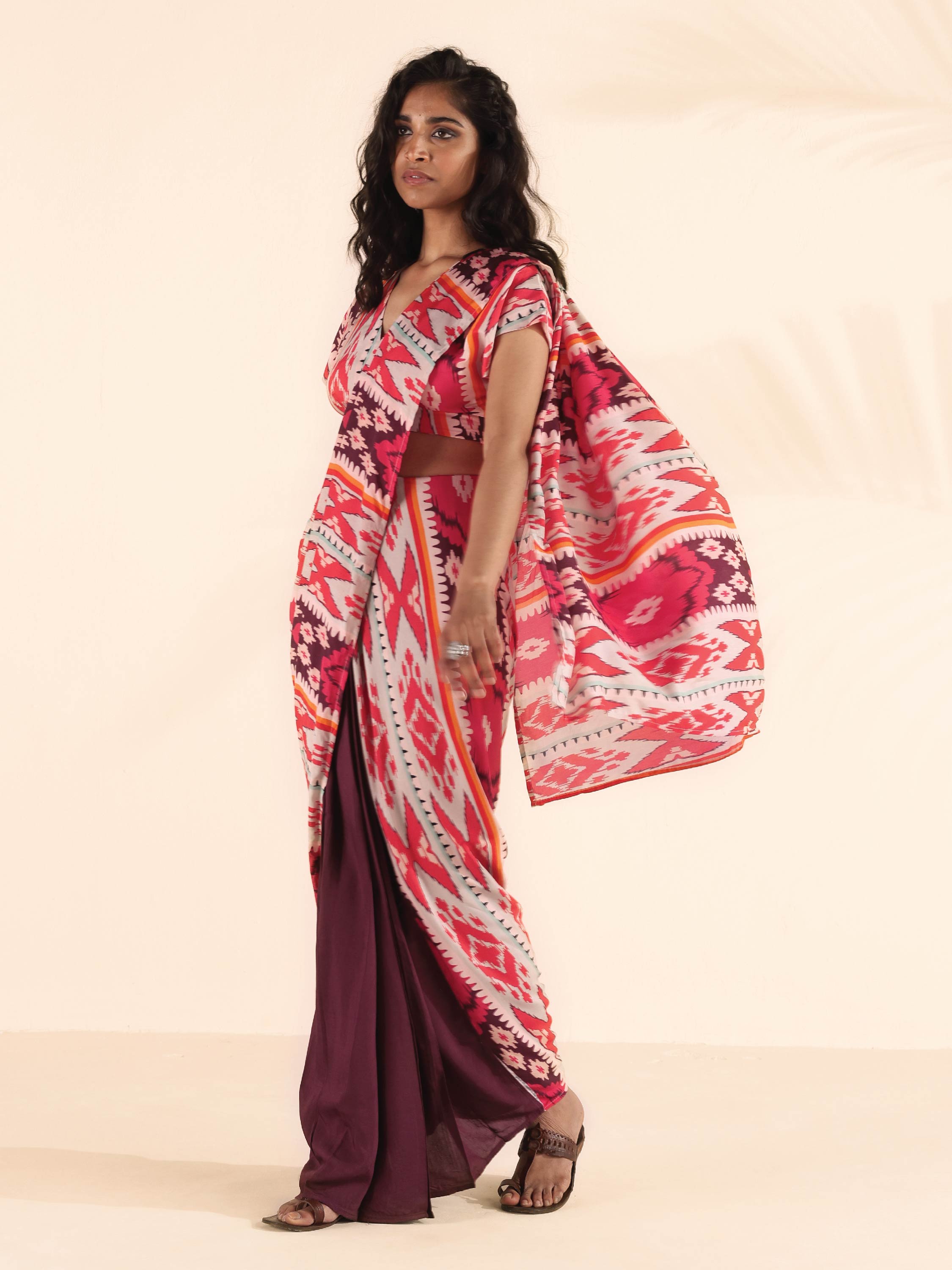 trueBrowns Maroon Muslin Ikat Saree
