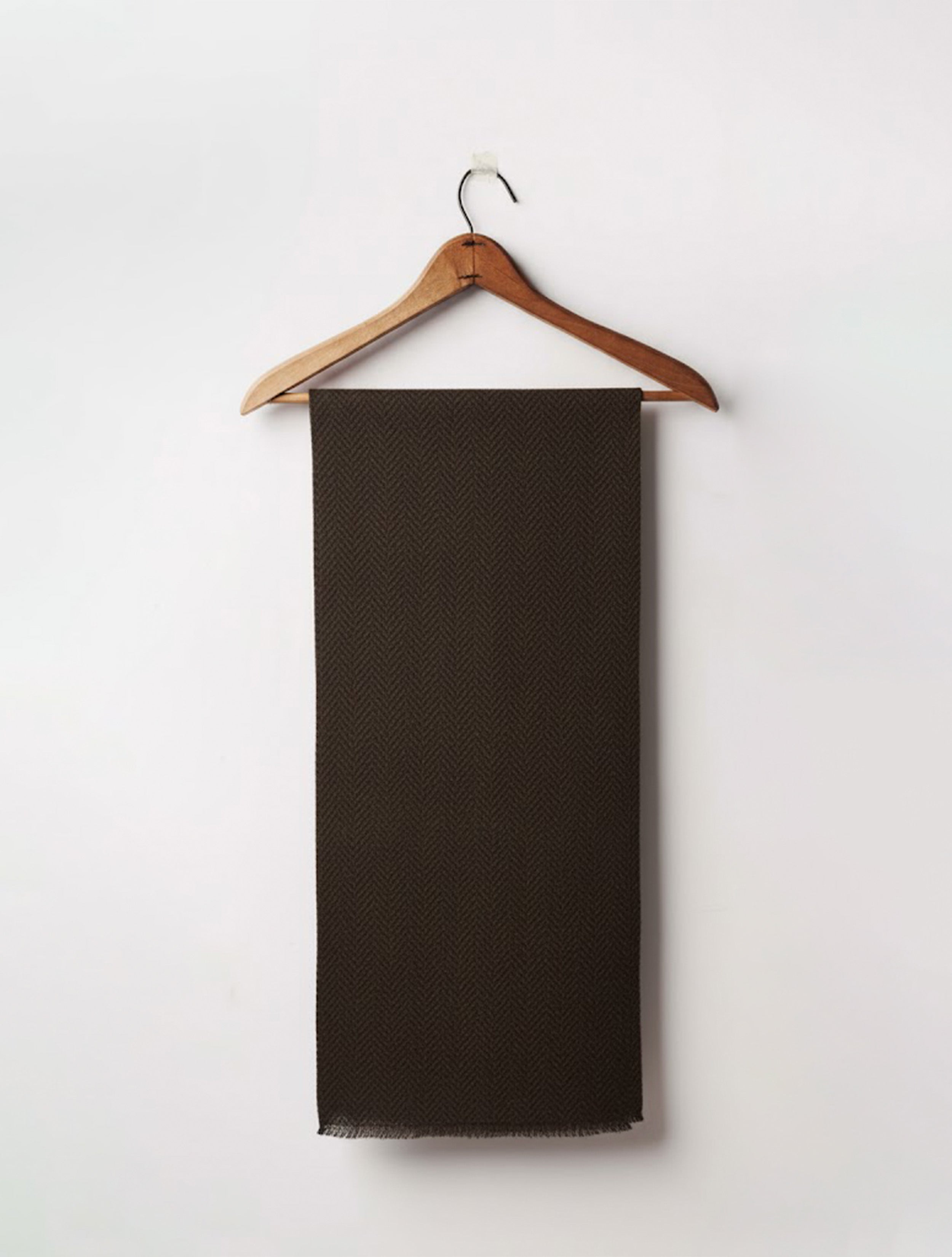 trueBrowns Black Woollen Softness Stole