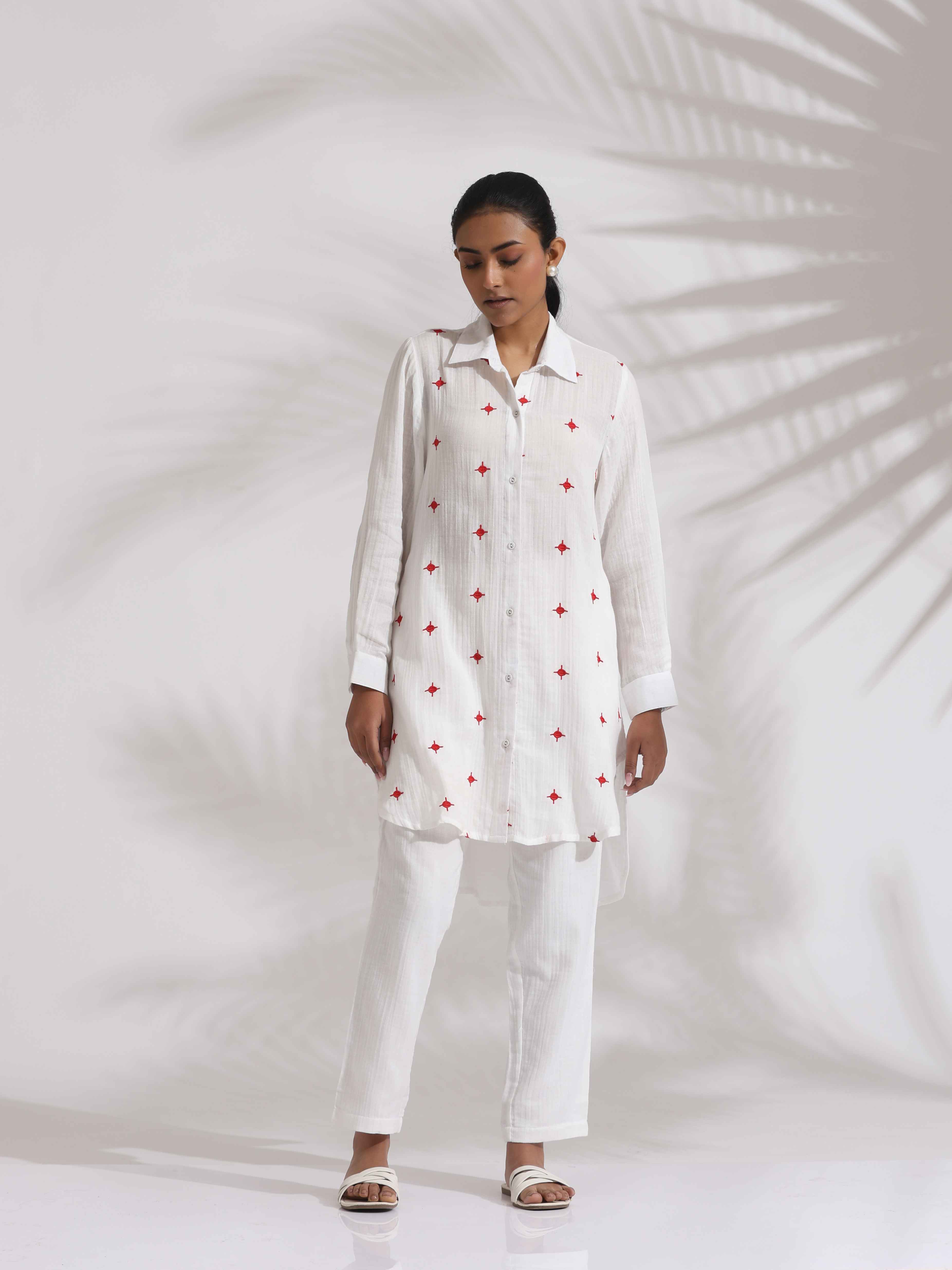 trueBrowns White Cotton Embroidered Kurta Co-ord Set