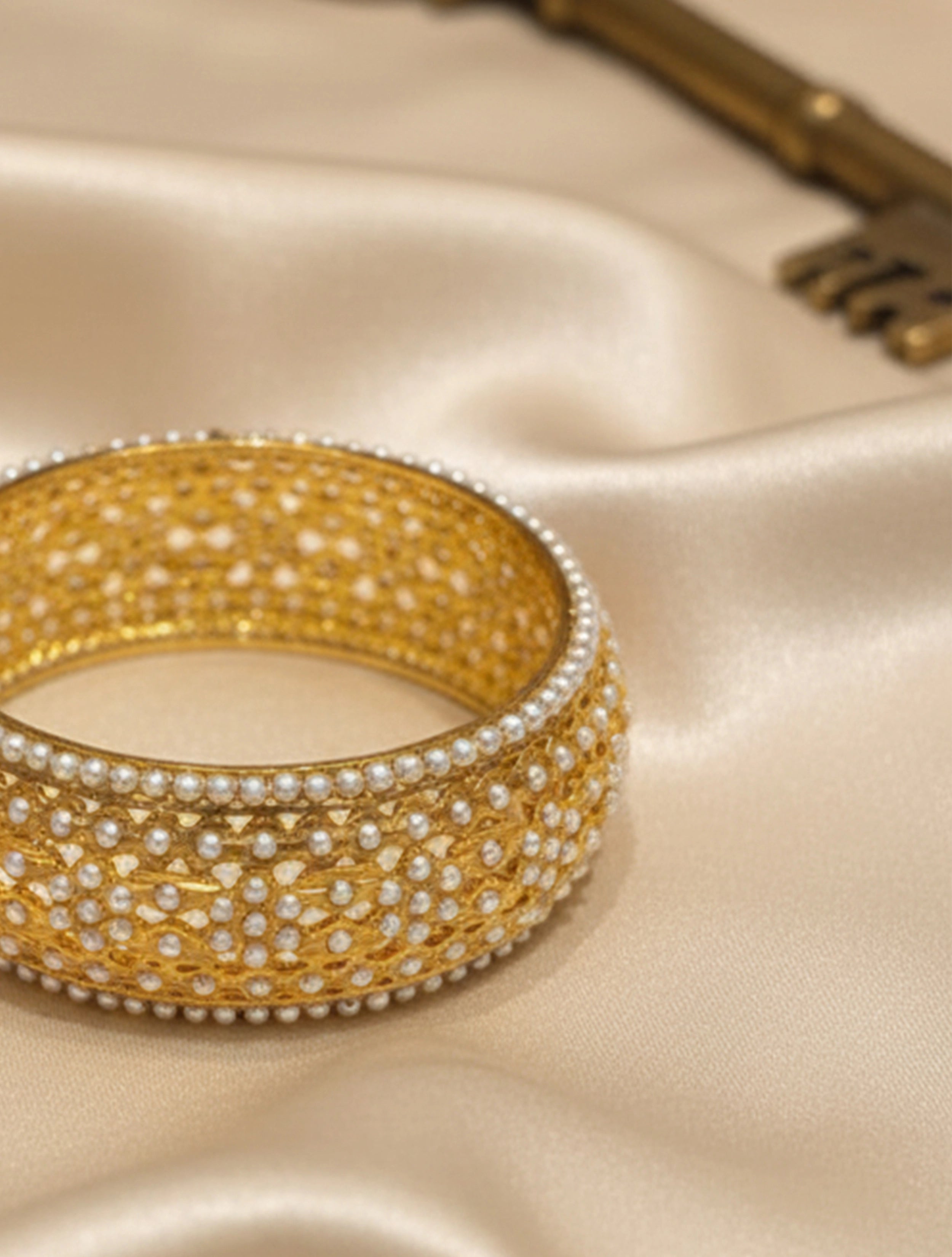 trueBrowns Golden Jaal Cuff