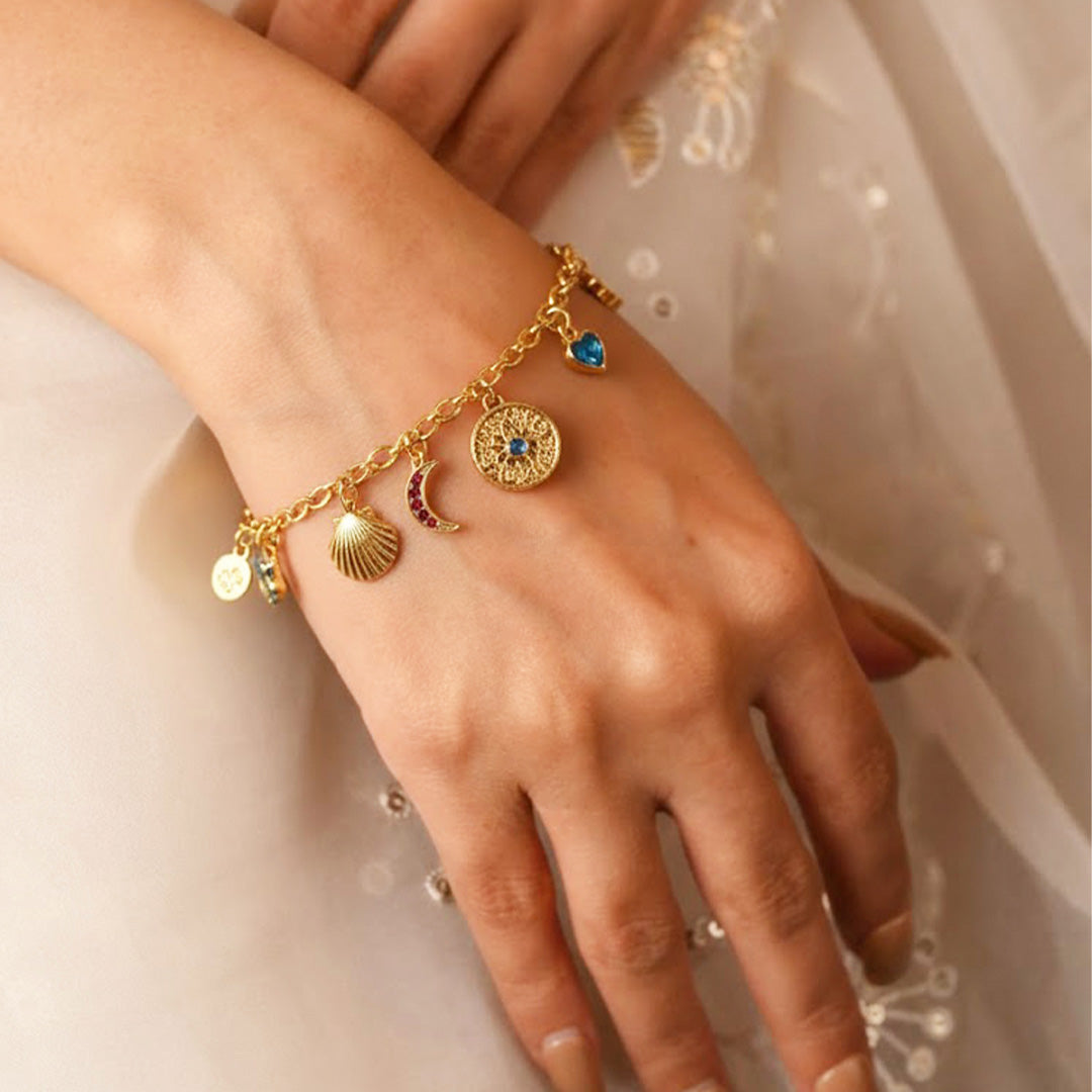 trueBrowns Charm Chain Bracelet