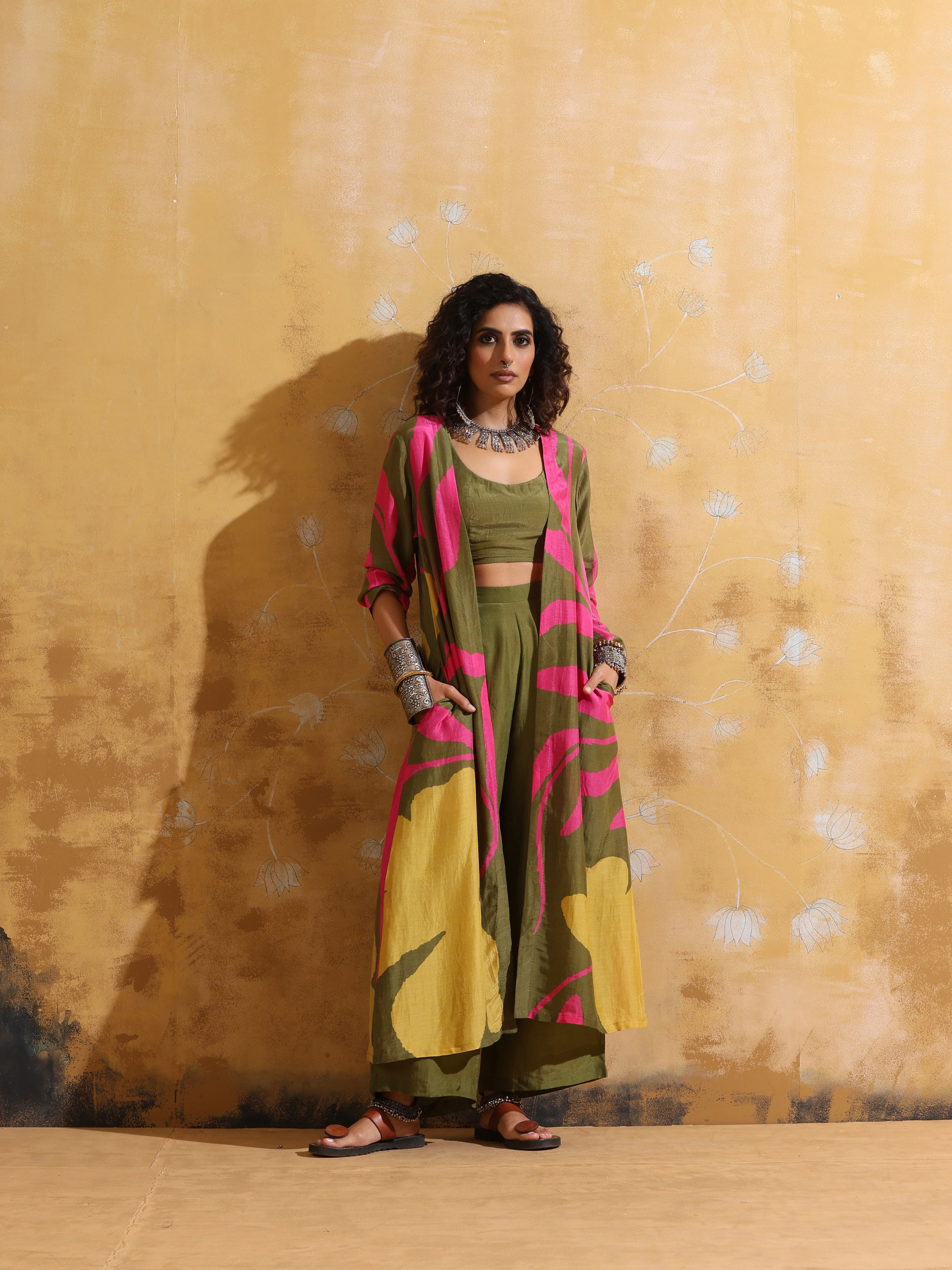 trueBrowns Green Pink Floral Print Muslin Silk Jacket Set