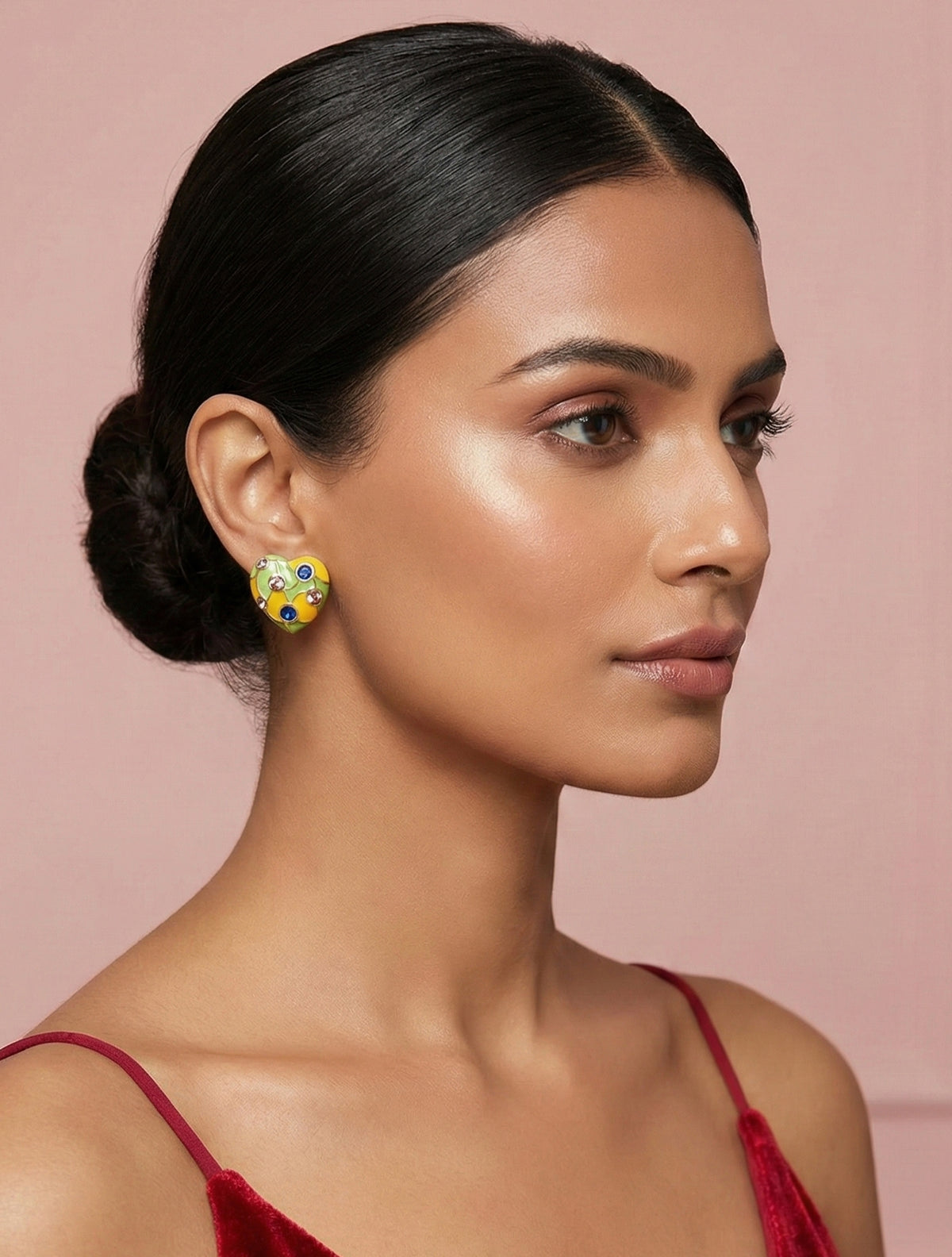 trueBrowns Playful Charm Heart Studs