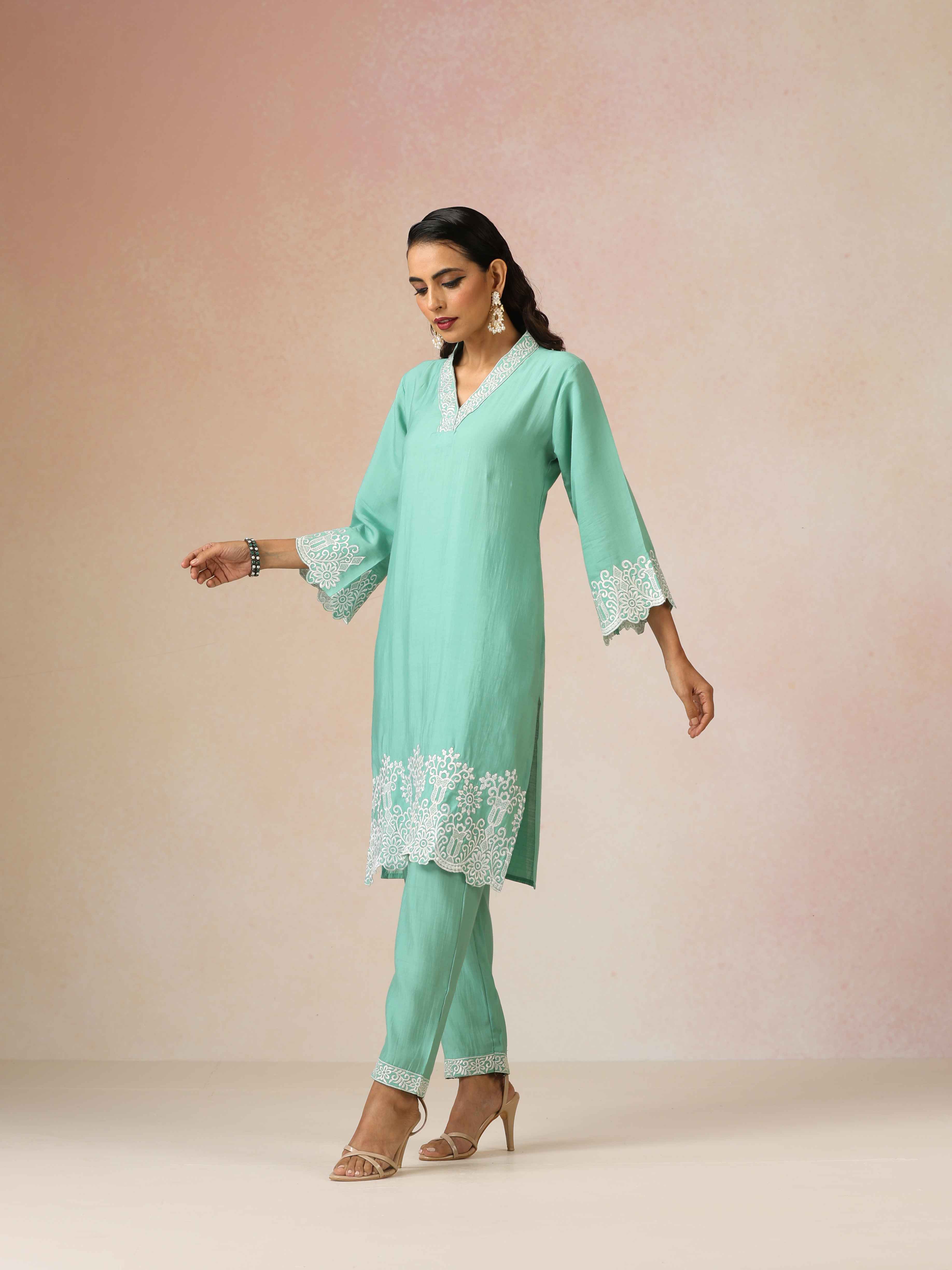 trueBrowns Mint Green Embroidered Straight Kurta Co-Ord Set