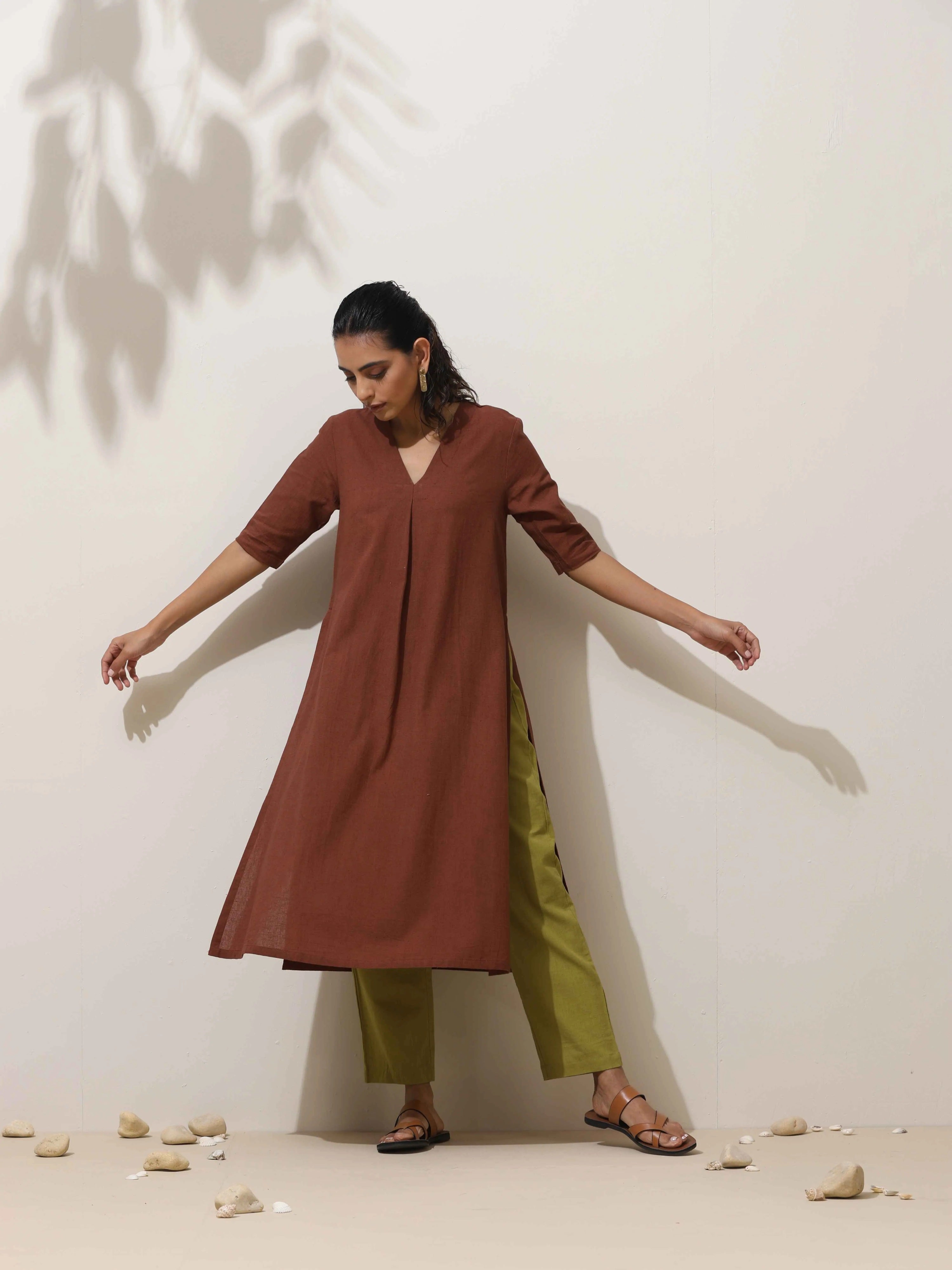 trueBrowns Brown Cotton Linen Kurta Pant Set