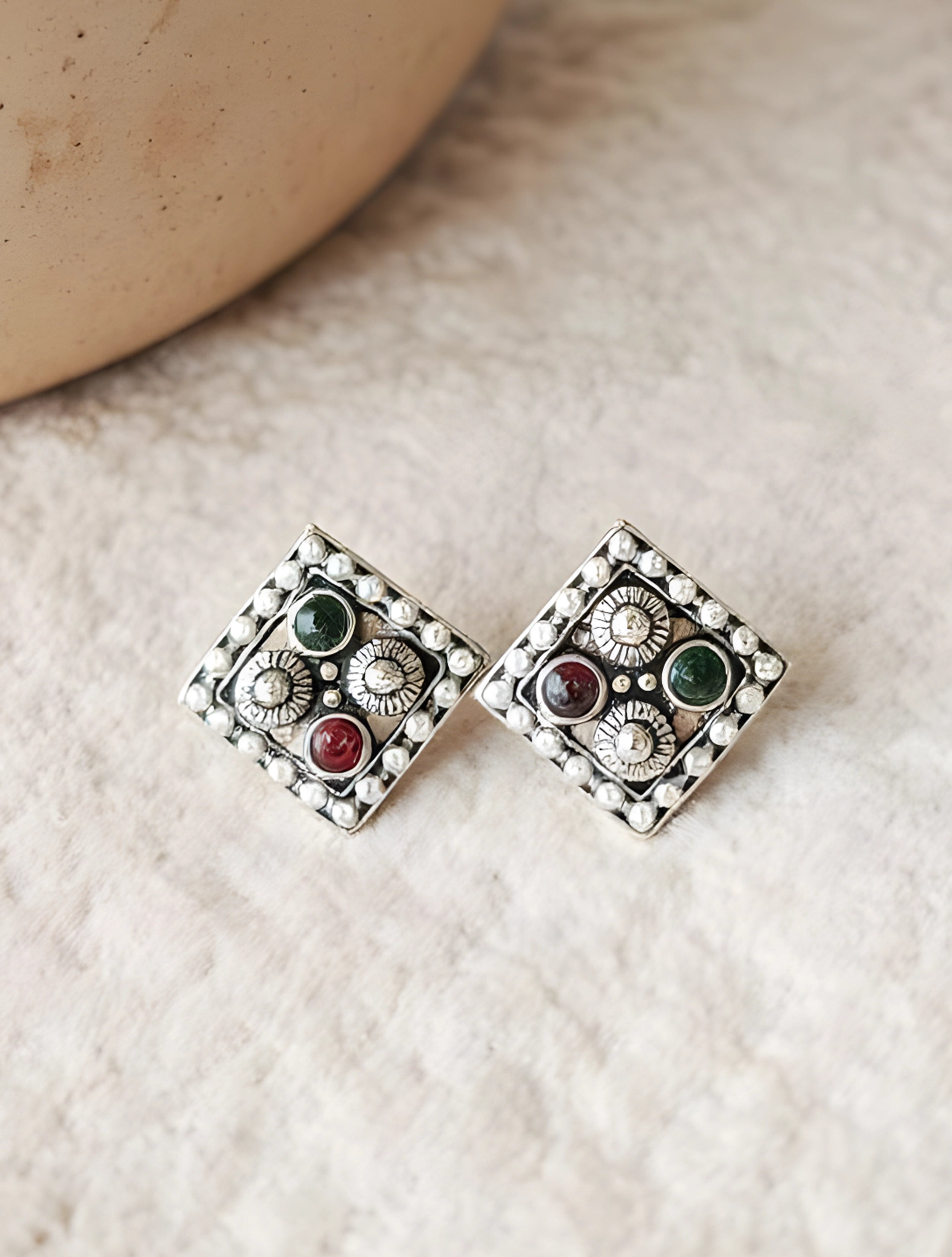 trueBrowns Sliver Toned Rectangle Pearl Stud Earrings