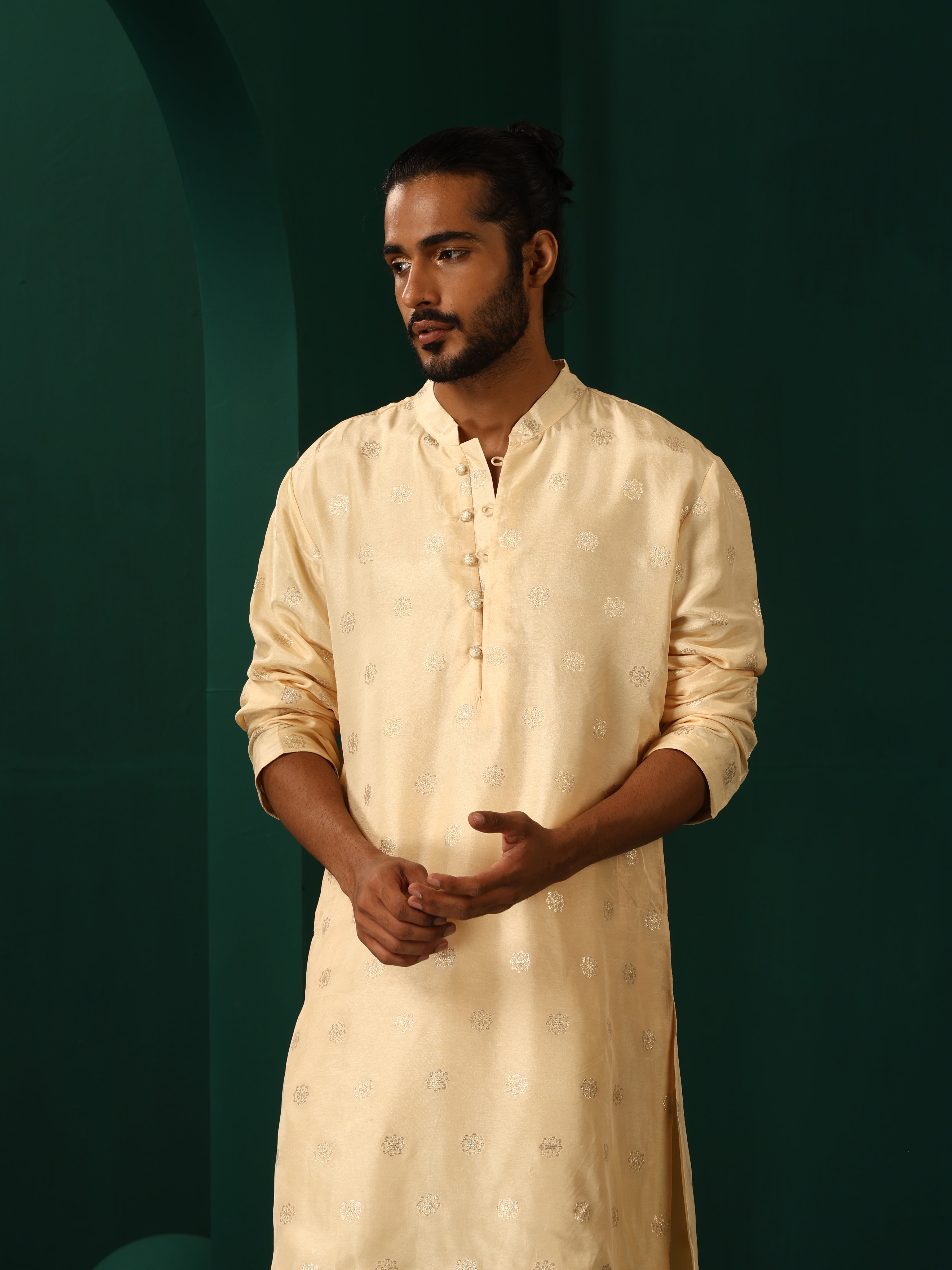 trueBrowns Men Ivory Geometric Floral Viscose Silk Long Kurta