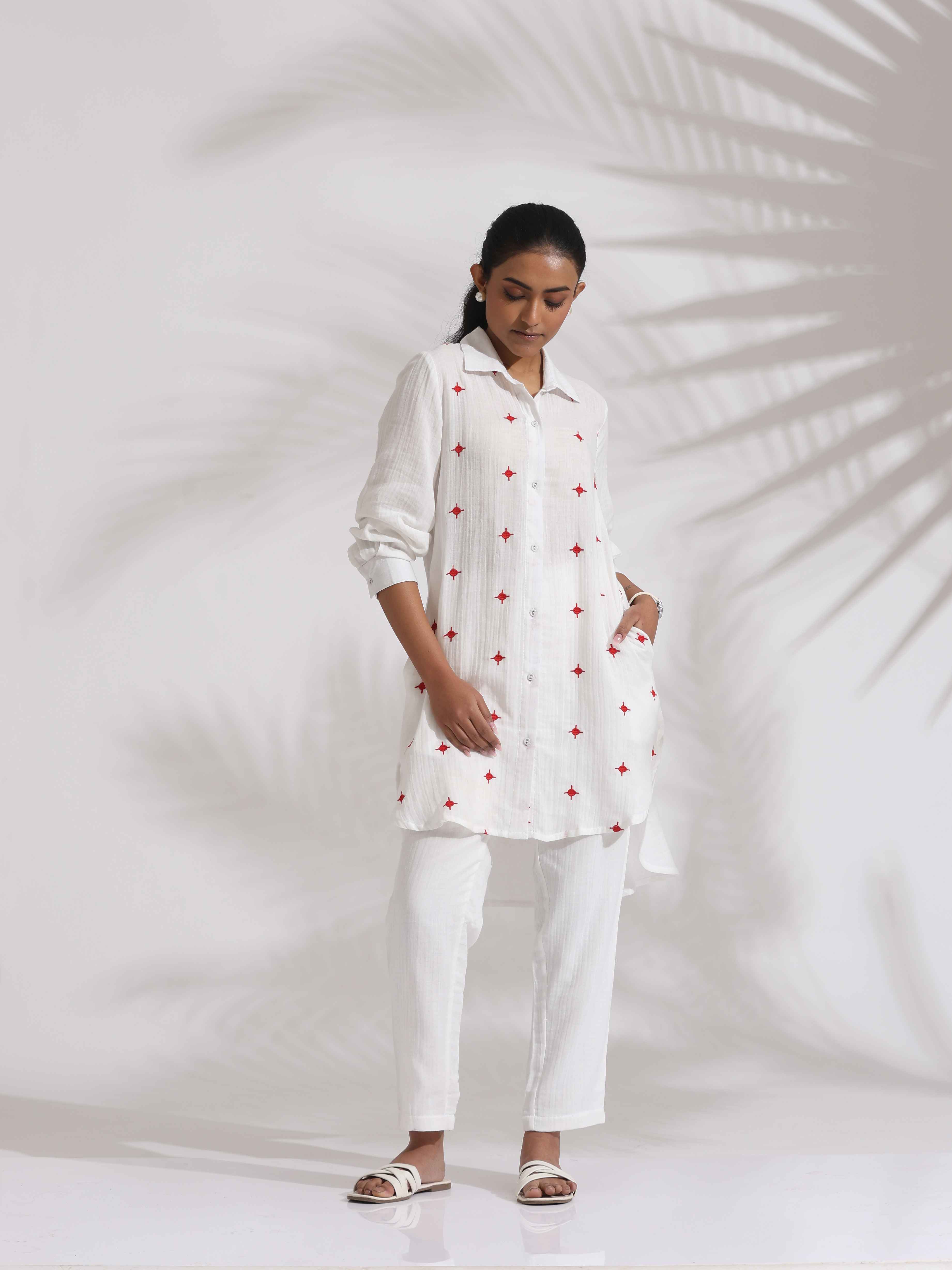 trueBrowns White Cotton Embroidered Kurta Co-ord Set