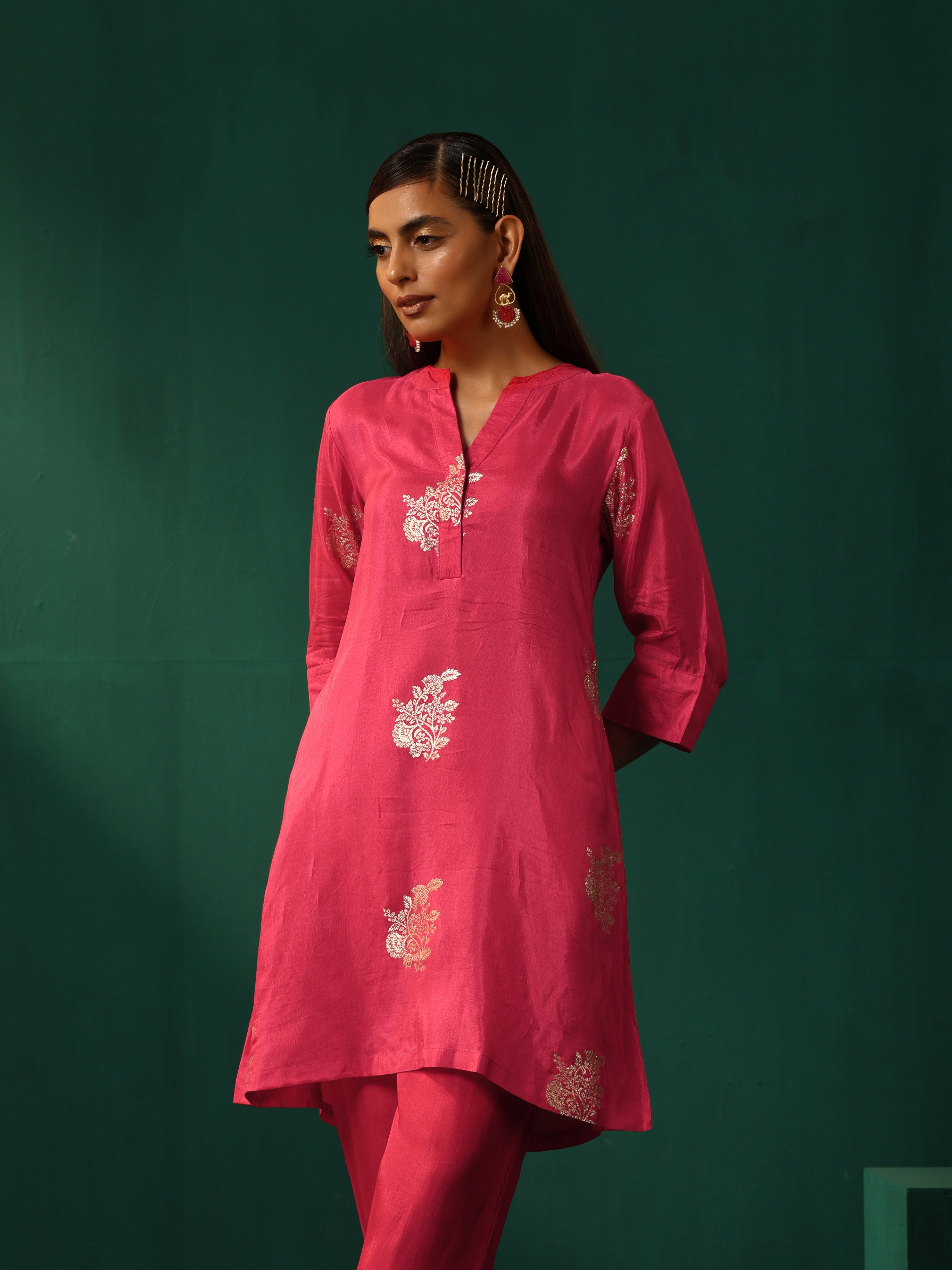 trueBrowns Pink Floral Viscose Silk Co-ord Set