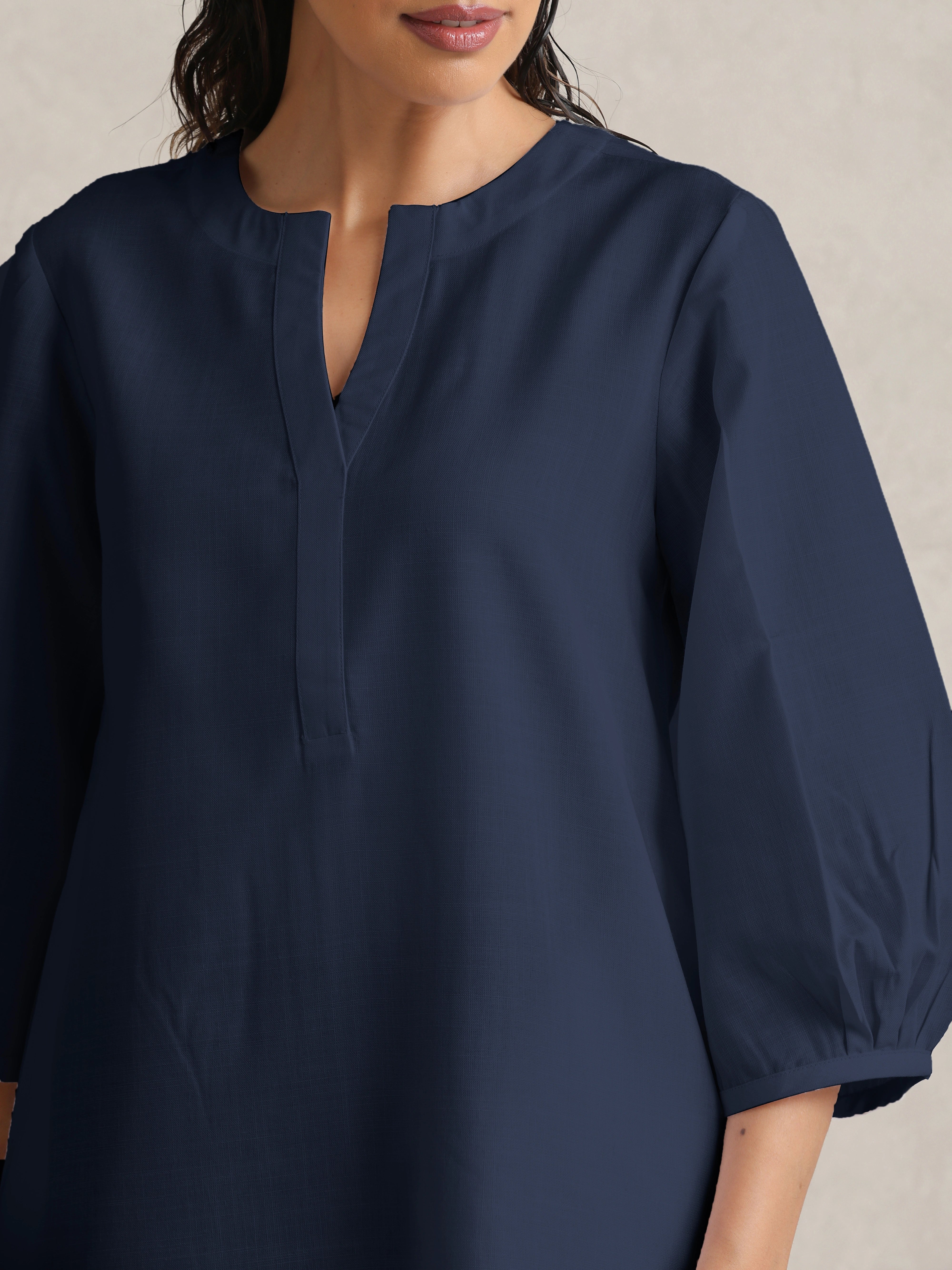 trueBrowns Blue Cotton Blend Short Kurta