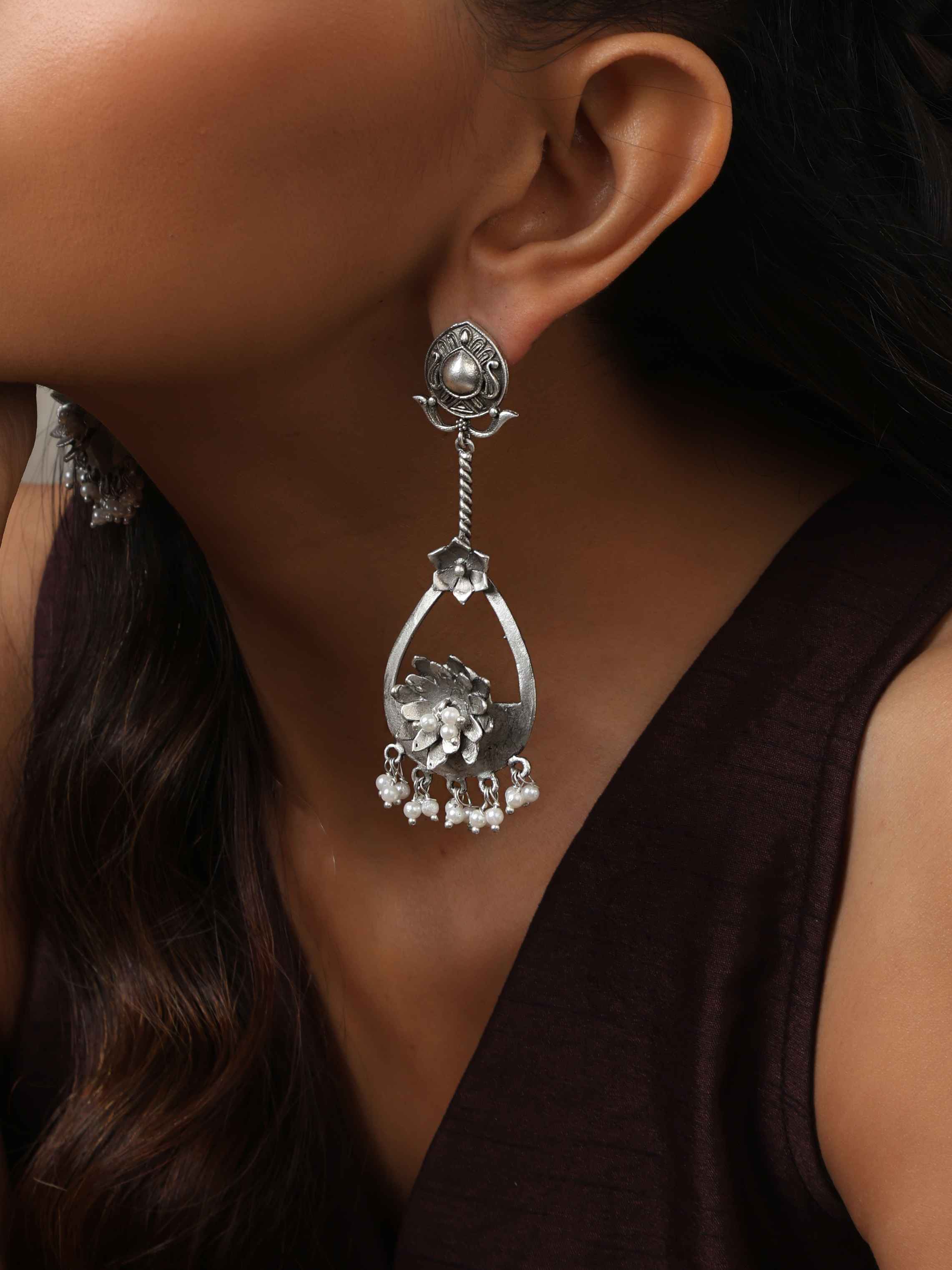 trueBrowns Silver Tone Floral Chandbaali Earrings