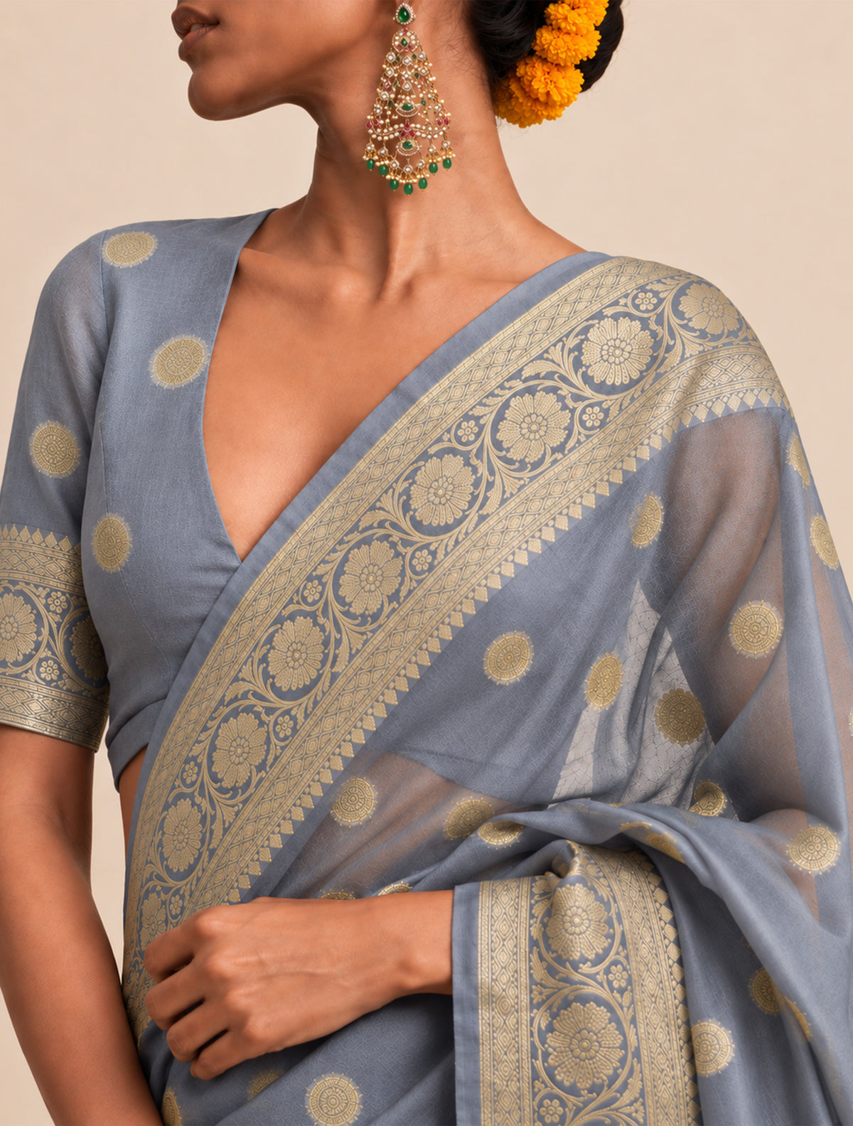 trueBrowns Grey Weave Gold Boota Silk Organza Handloom Saree With Unstitched Blouse