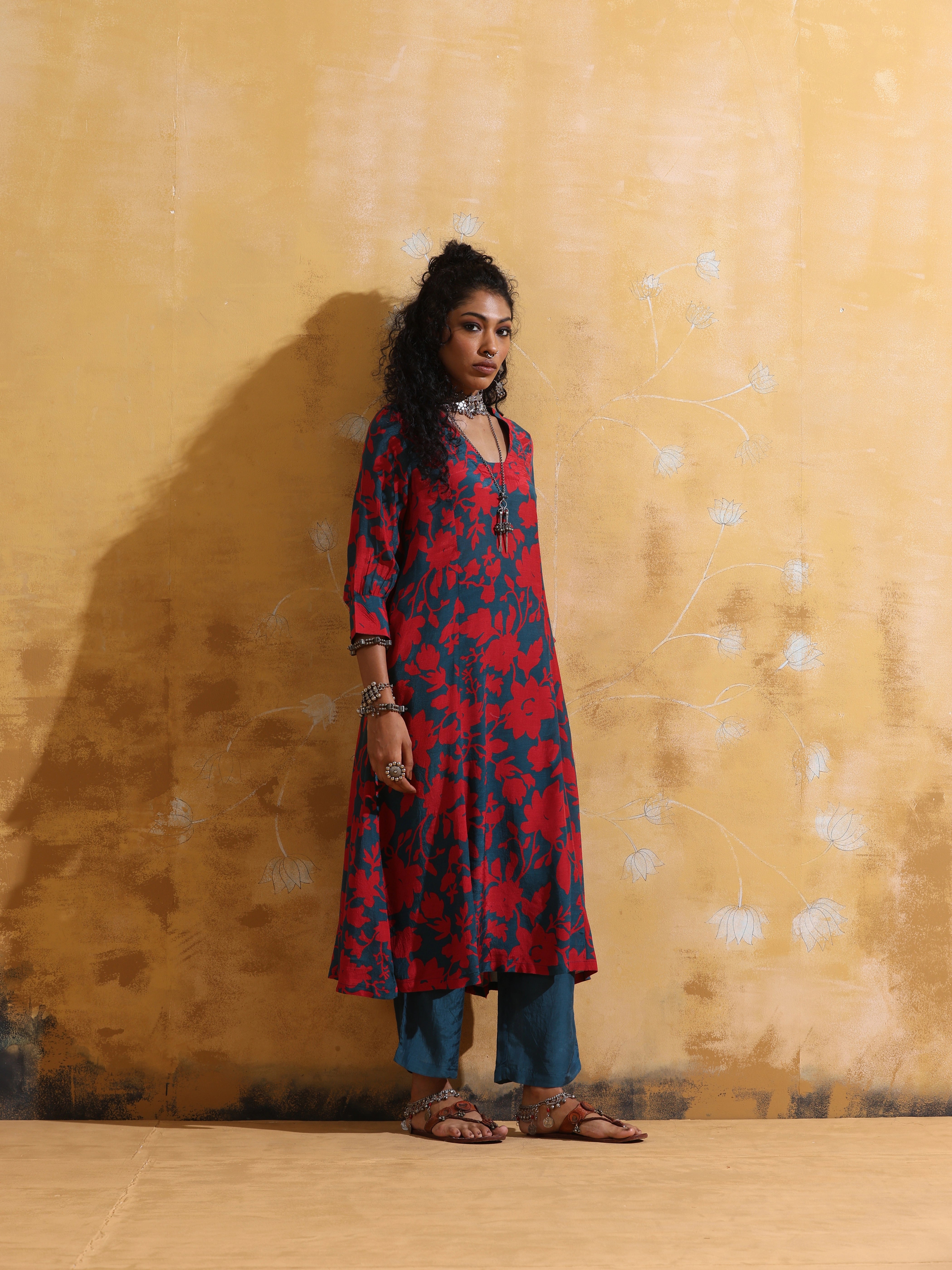 trueBrowns Red Teal Jaal Print Muslin Silk A-Line Kurta Set