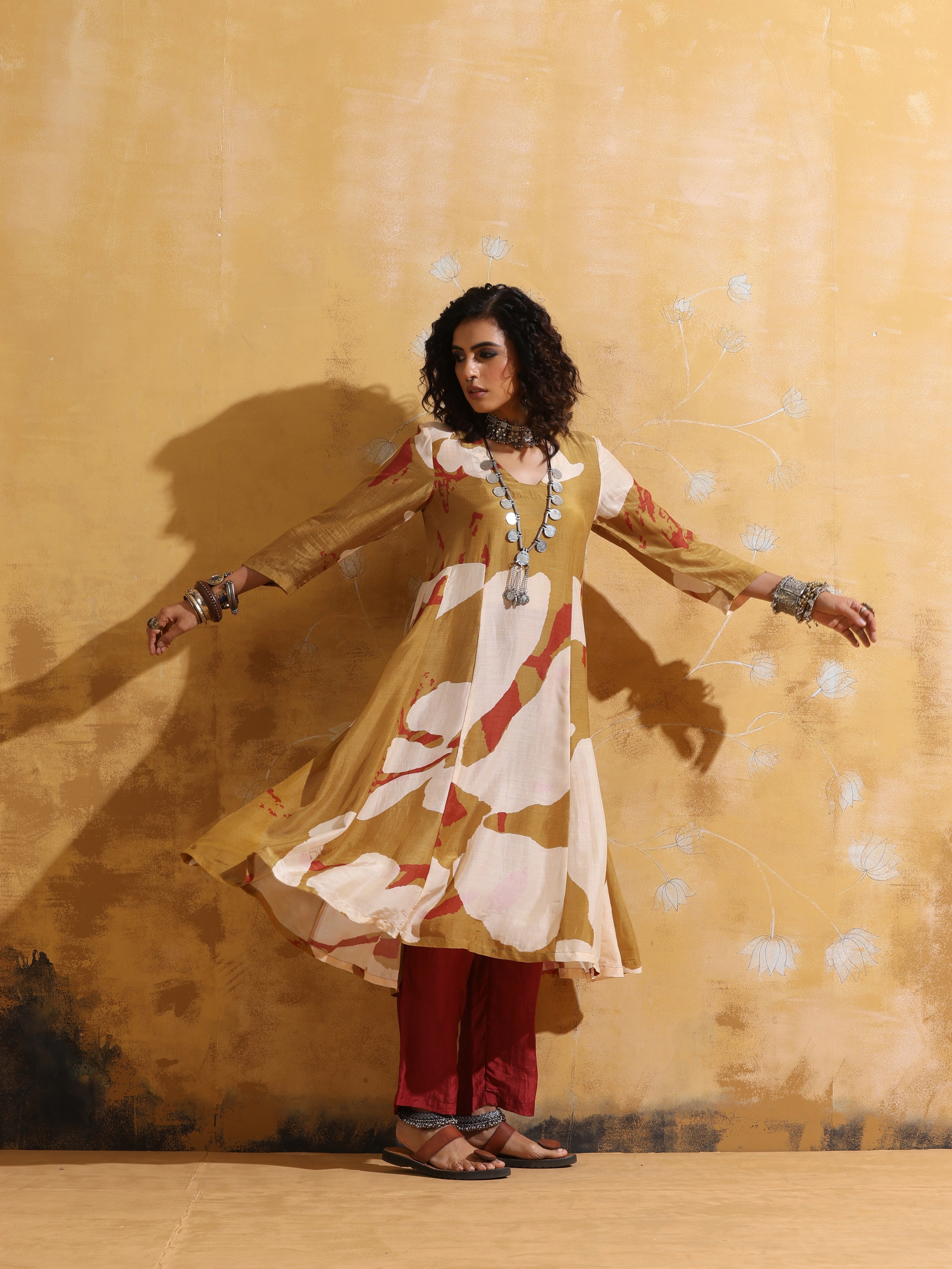 trueBrowns Mustard Rust Red Floral Print Muslin Silk Fit And Flared Kurta Set