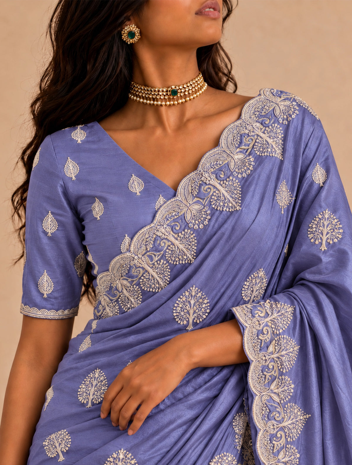 trueBrowns Purple Paan Embroidered Silk Blend Saree With Unstitched Blouse