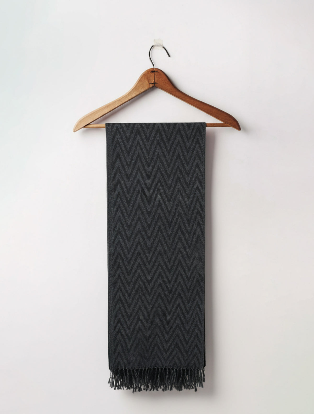trueBrowns Grey Geometry Woollen Stole