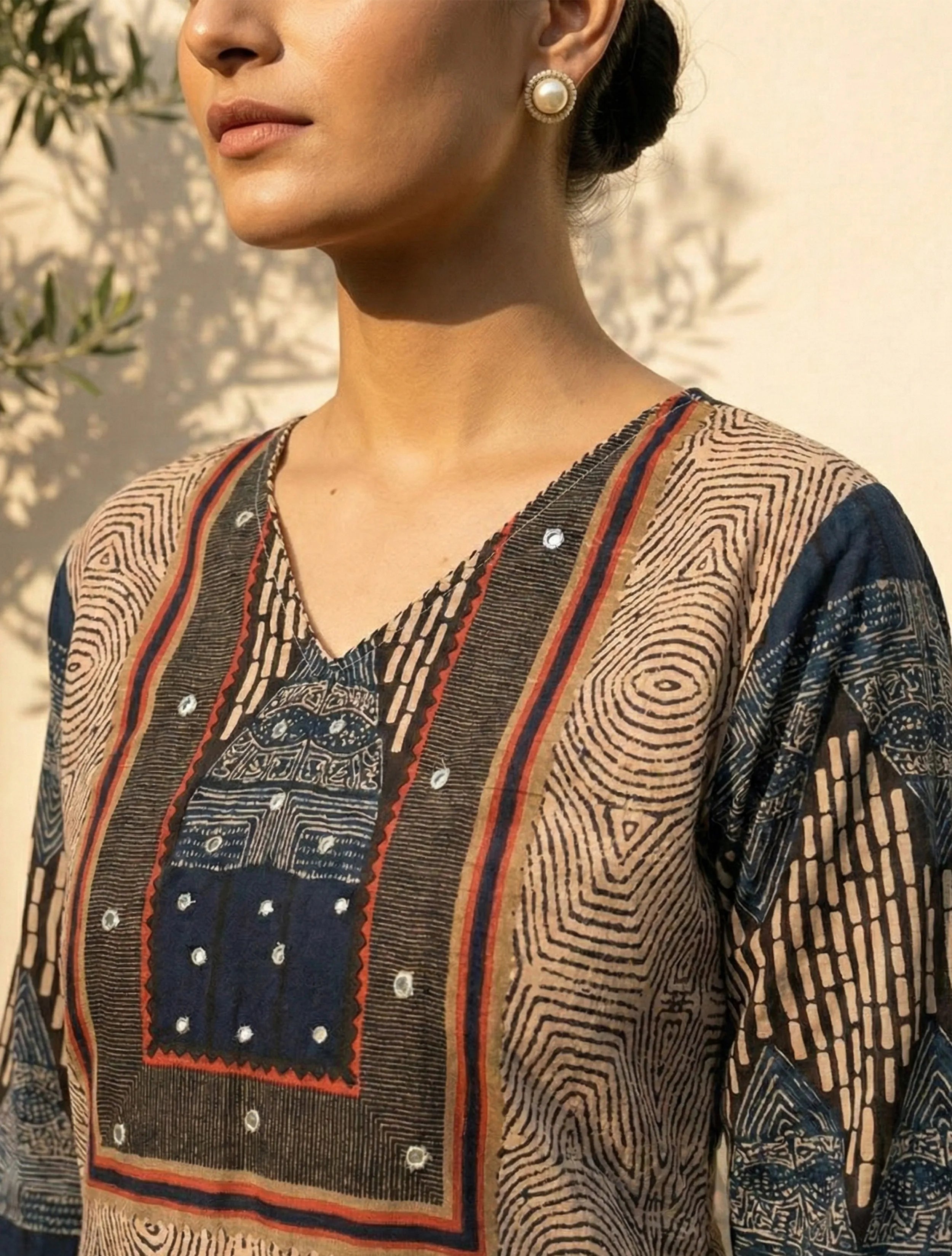 trueBrowns Beige Blue Printed V-Neck Kurta Pant Dupatta Set