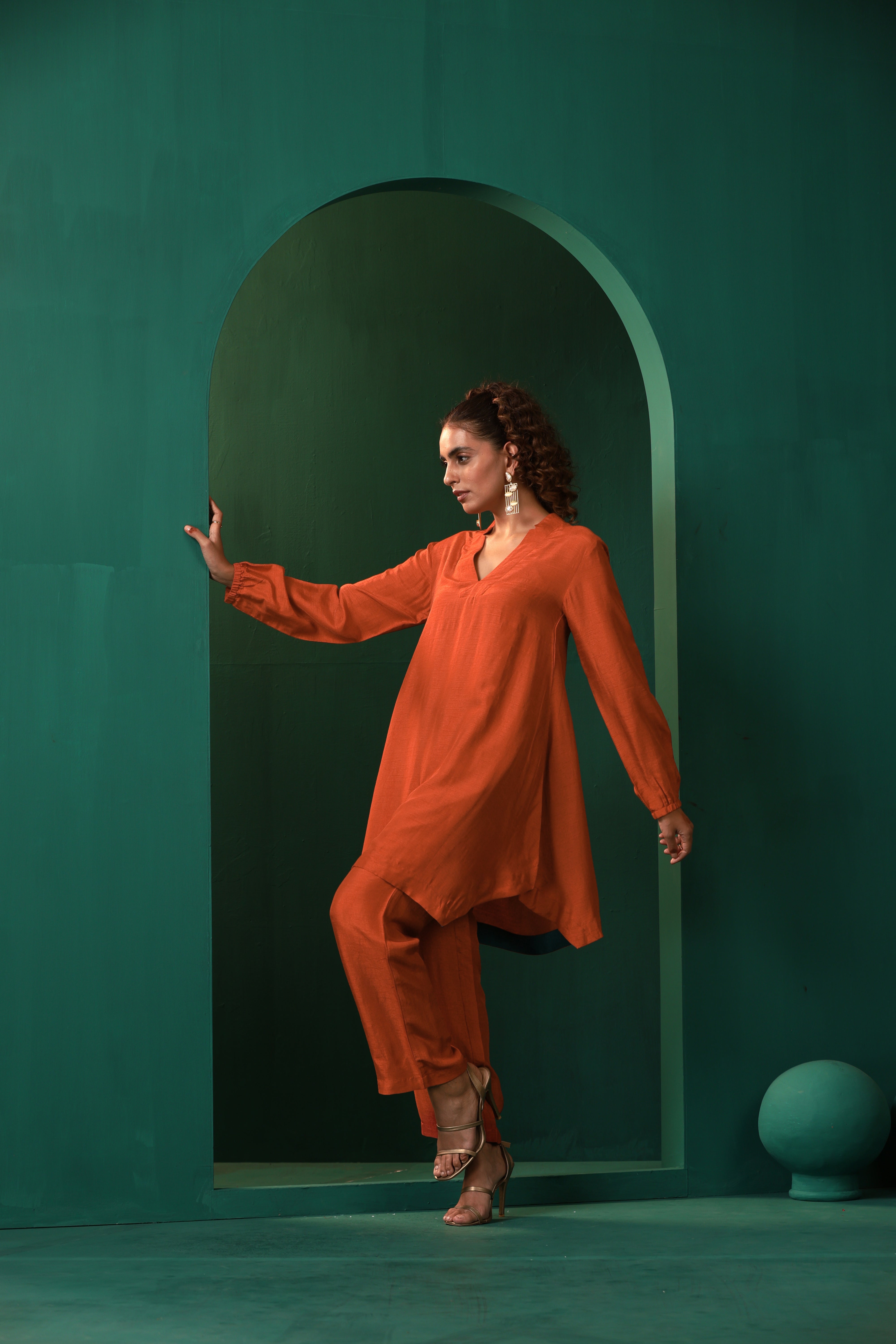 trueBrowns Rust Silk Collar Co-ord Set