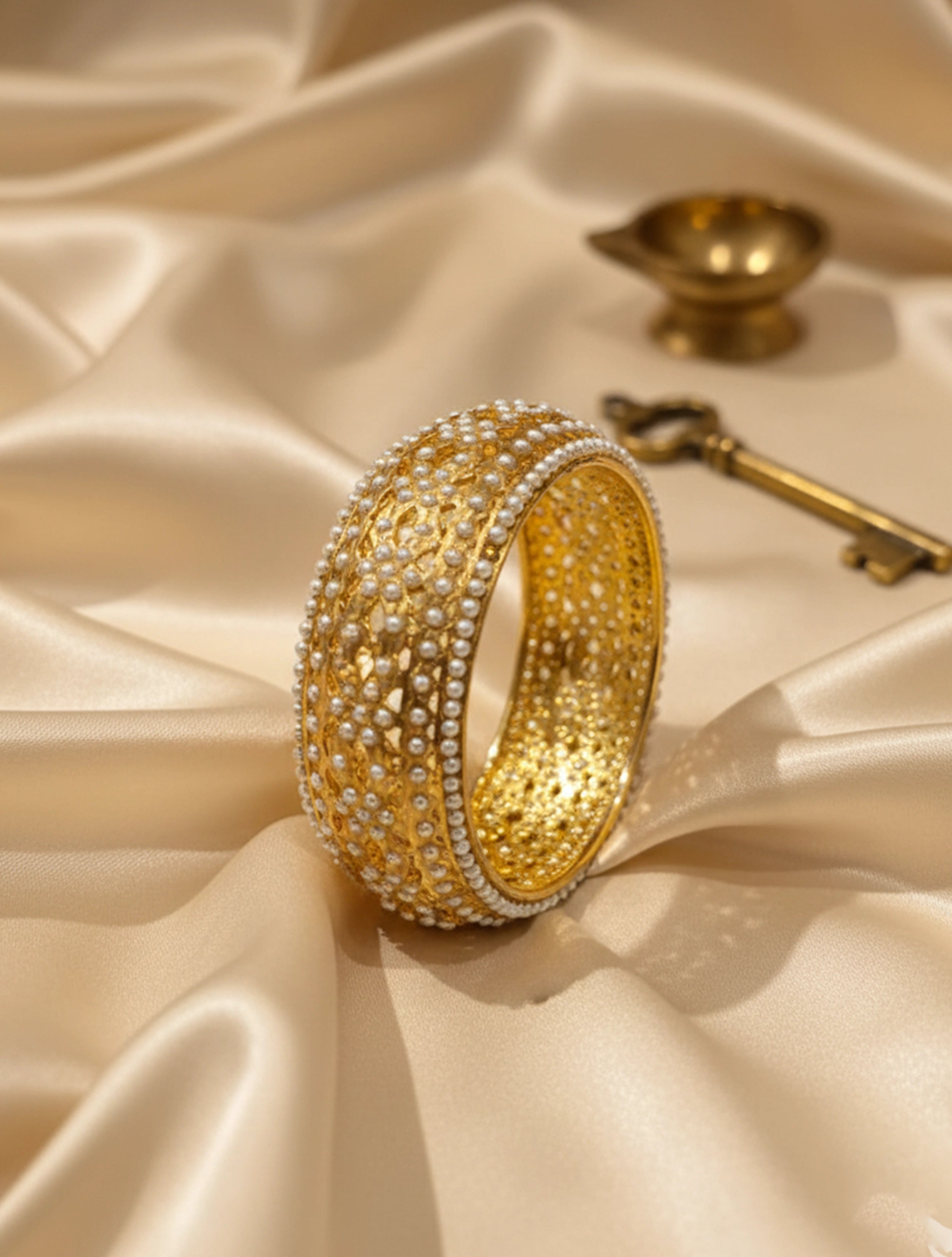trueBrowns Golden Jaal Cuff