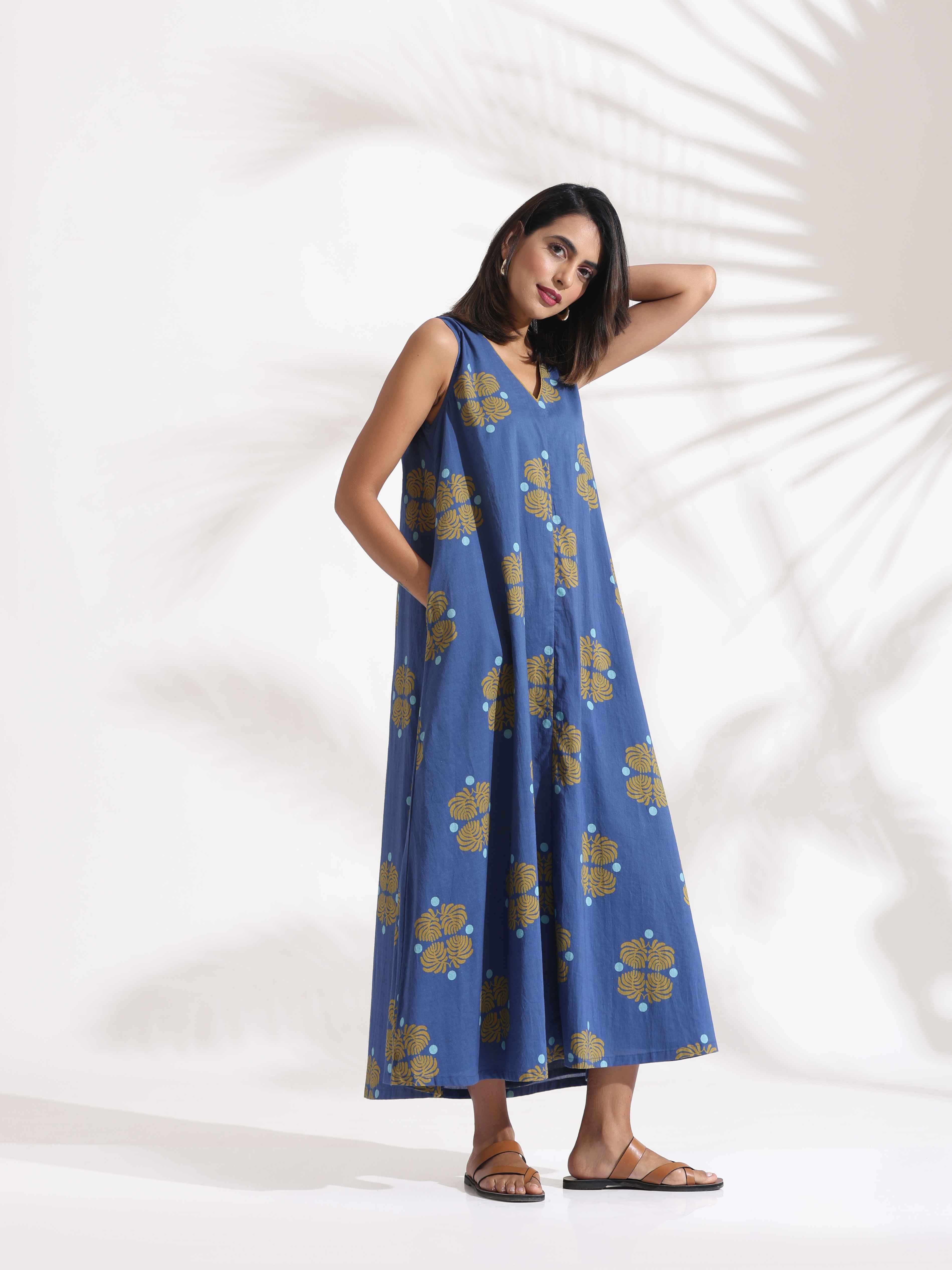 trueBrowns Blue Cotton Print Sleeveless Dress
