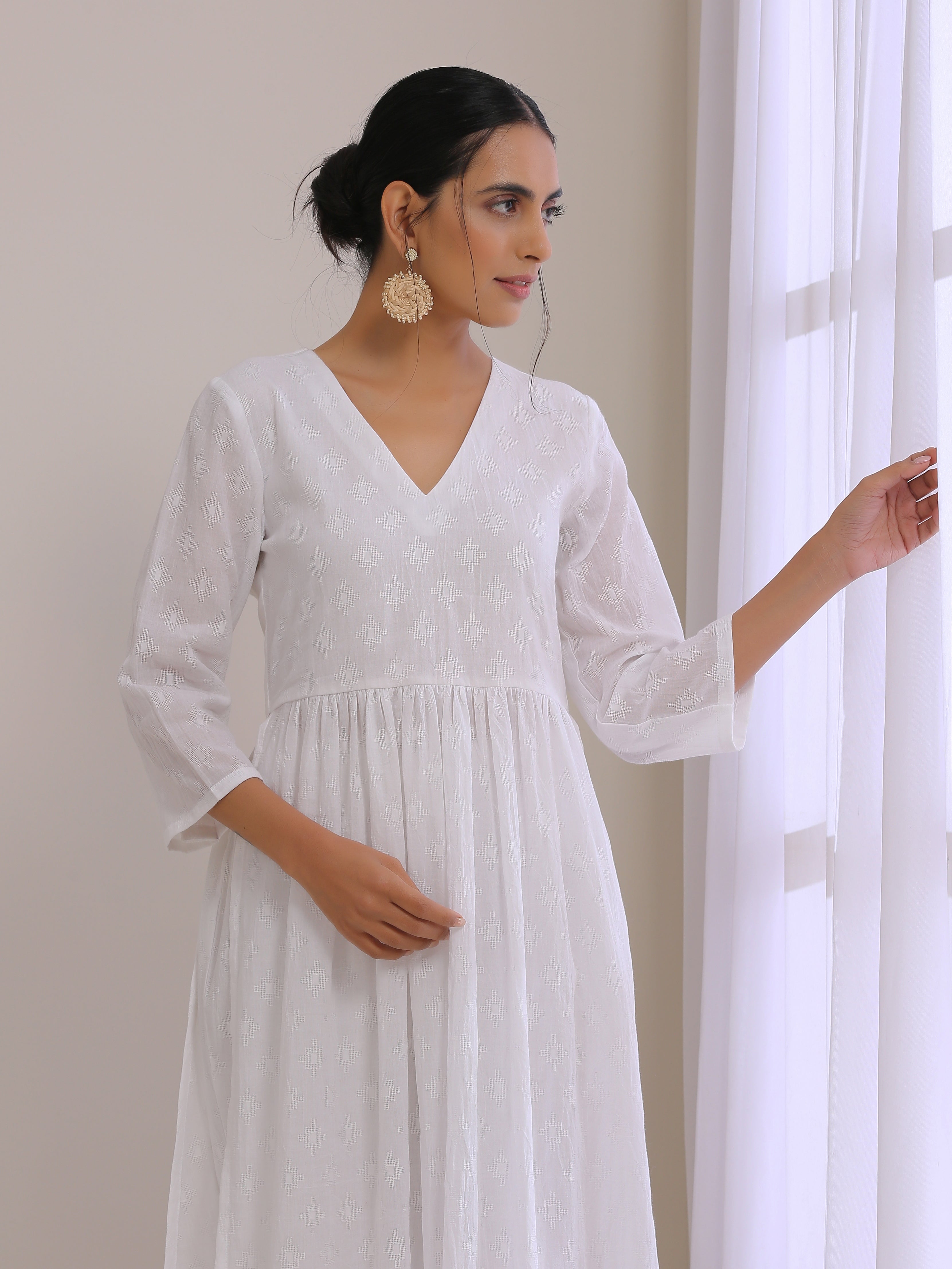 White Dobby High Slit Gathered Kurta Set
