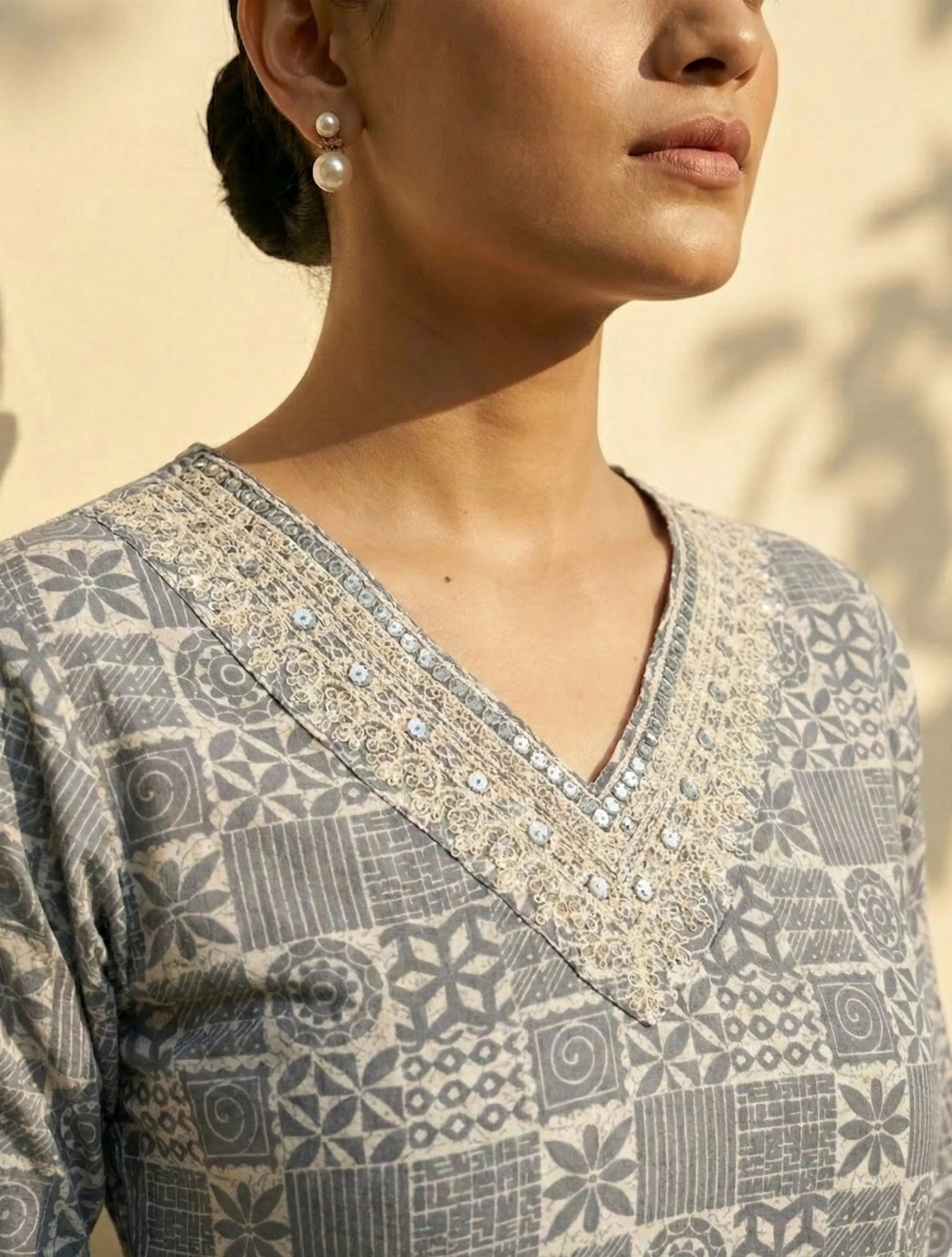 trueBrowns Grey Print Embroidered Straight Kurta Pant Dupatta Set