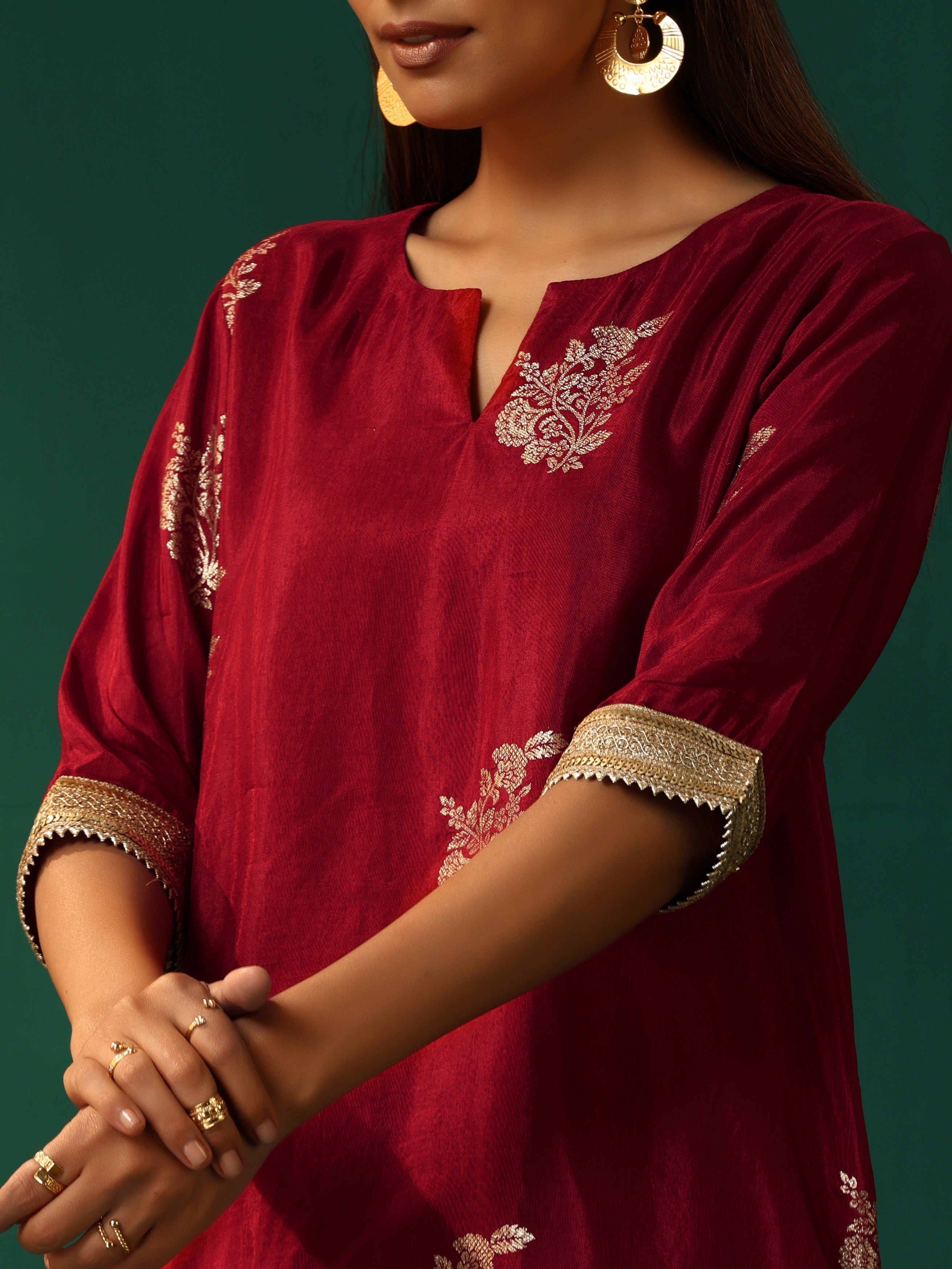 trueBrowns Maroon Floral Viscose Silk Co-ord Set