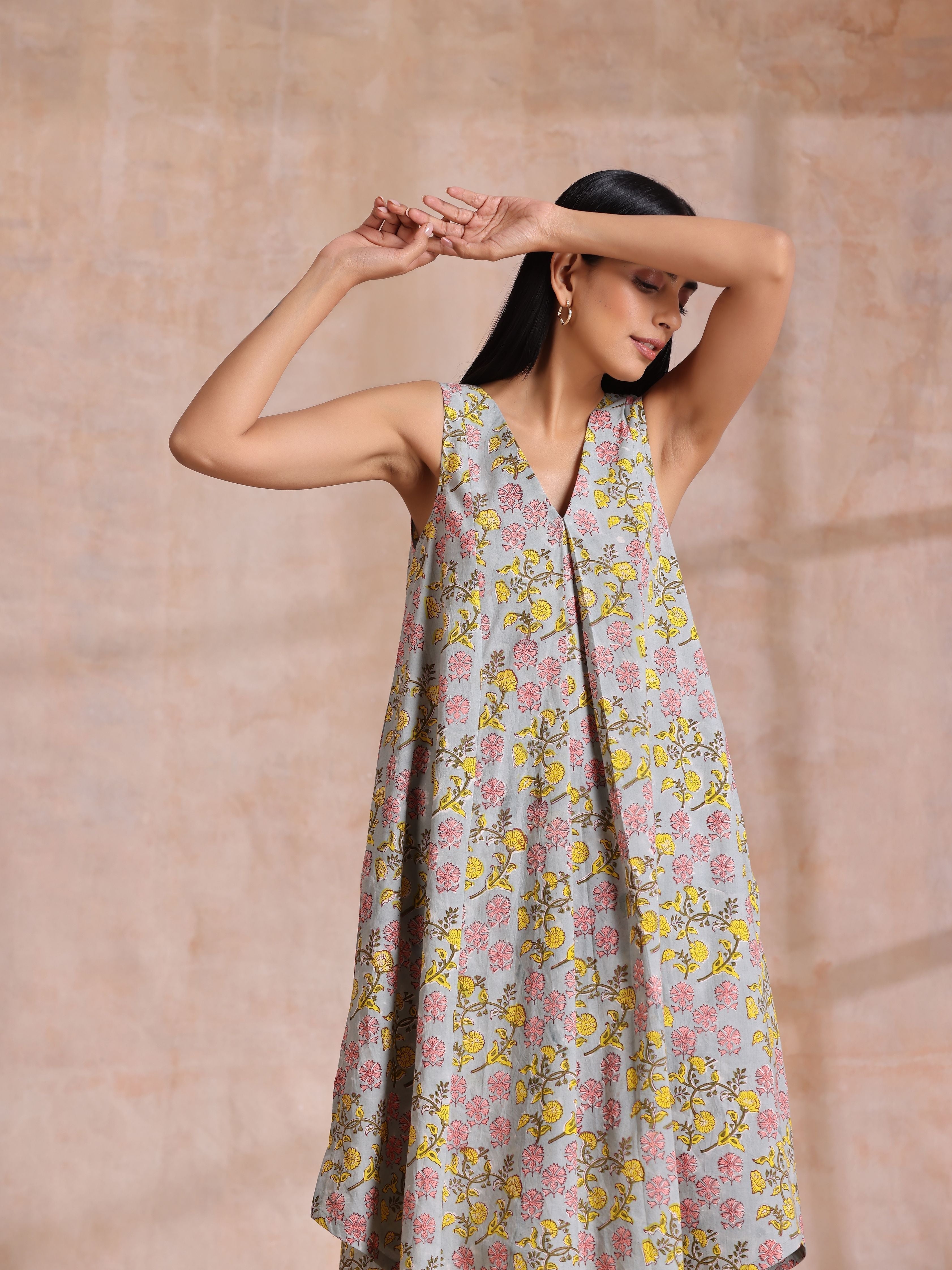 Grey Overall Floral Block Print Cotton Sleeveless Flared Kurta Pant Set