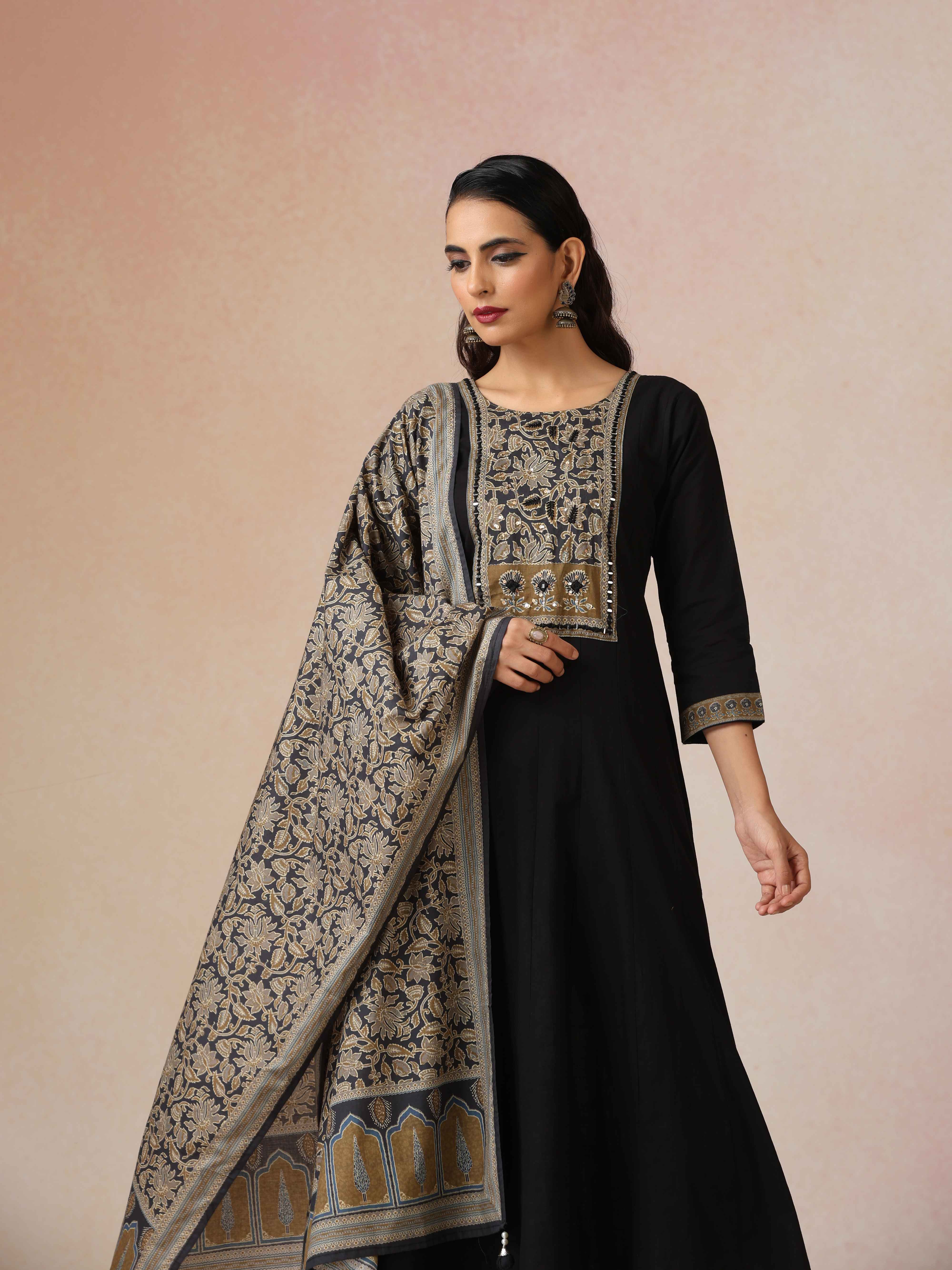trueBrowns Black Embroidered Anarkali Pant Dupatta Set