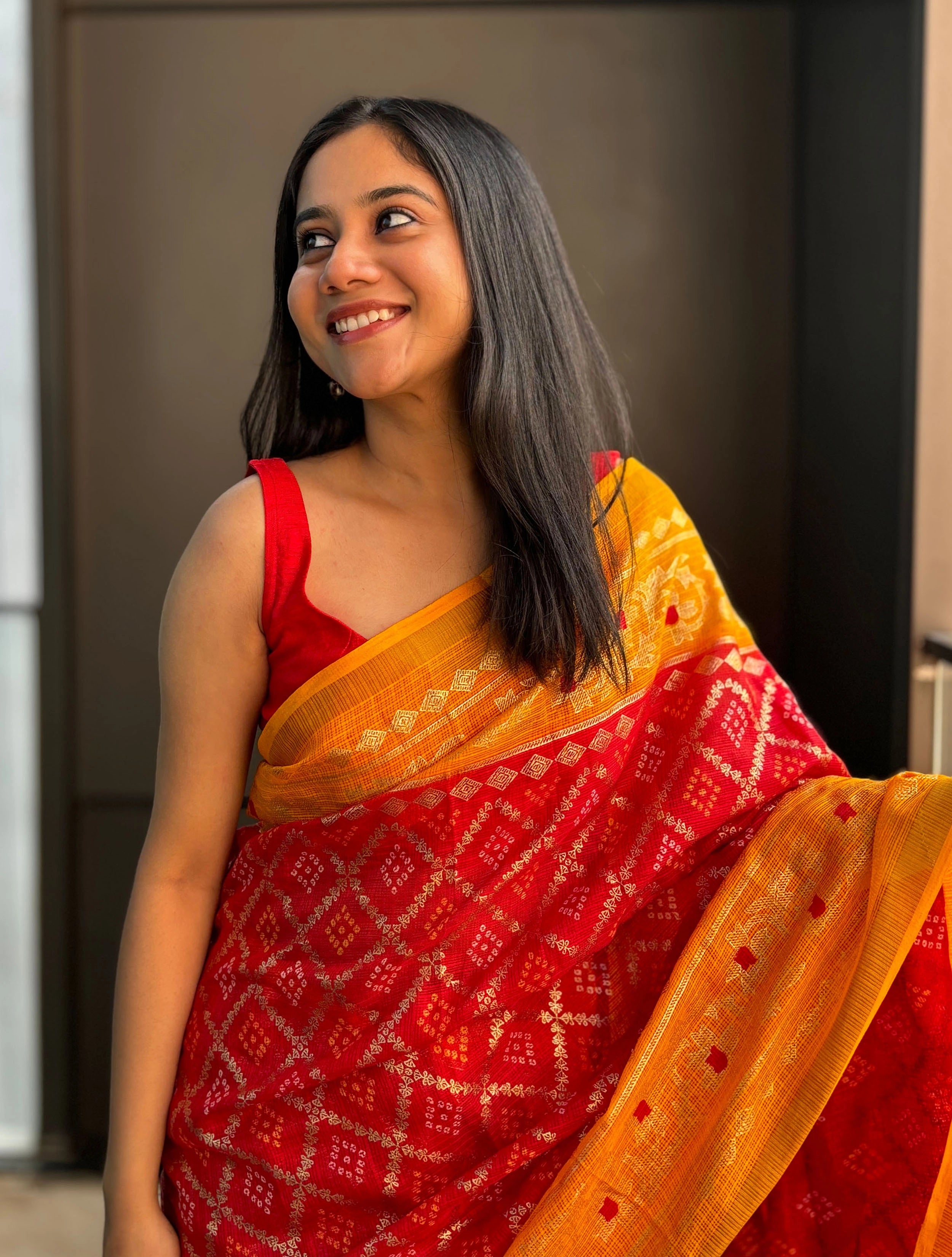 trueBrowns Red Kota Bandhani Saree With Unstitched Blouse