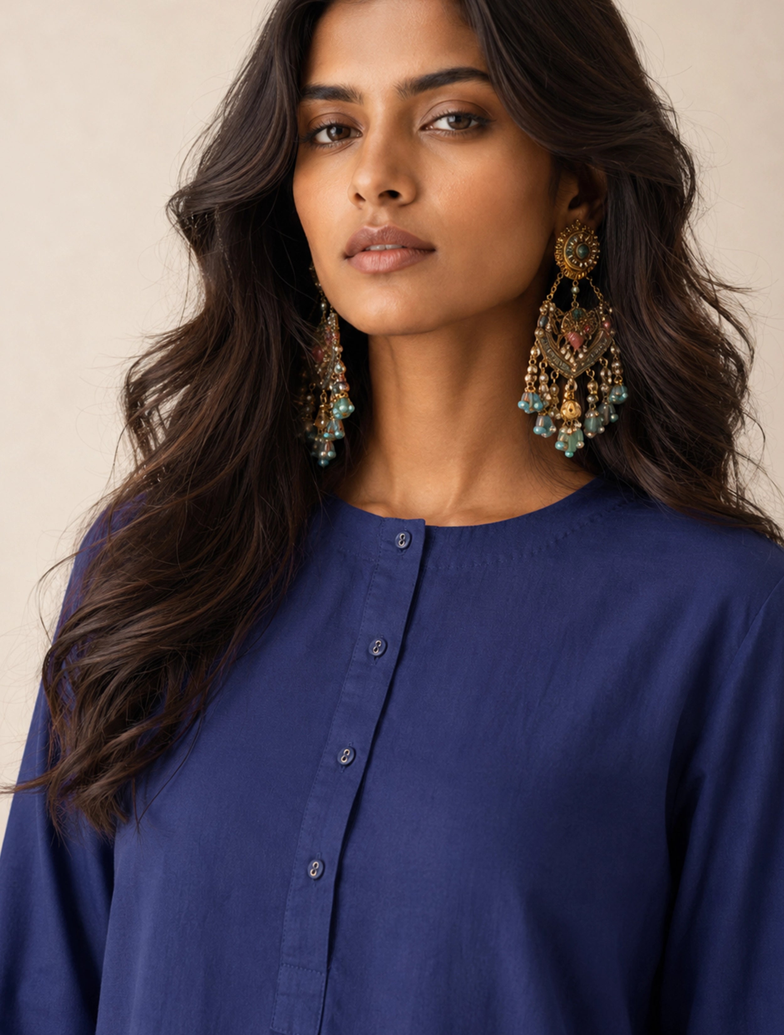 trueBrowns Blue Solid Viscose Round Neck Co-Ord Set
