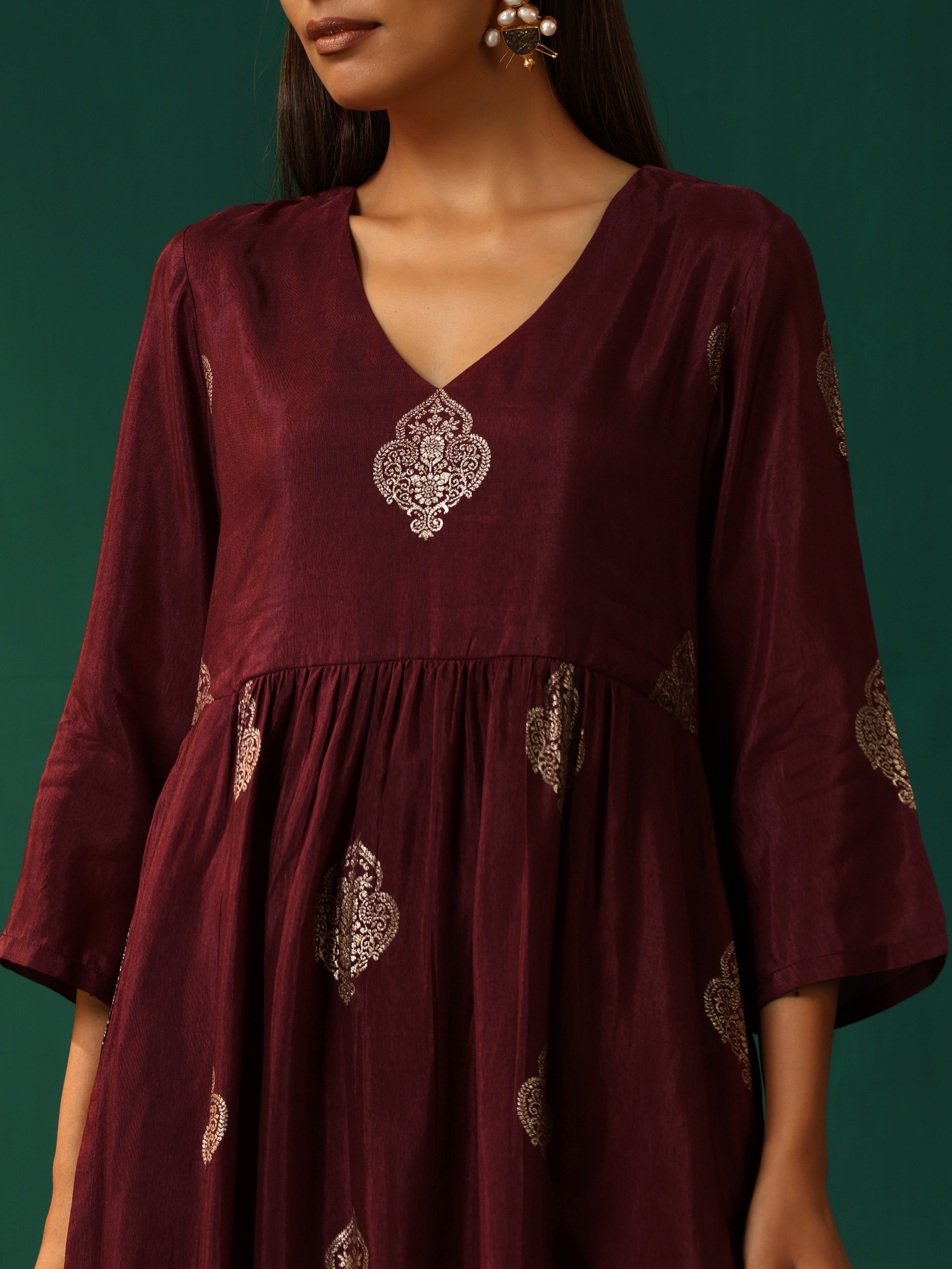 trueBrowns Wine Geometric Viscose Silk Slit Kurta Pant Set