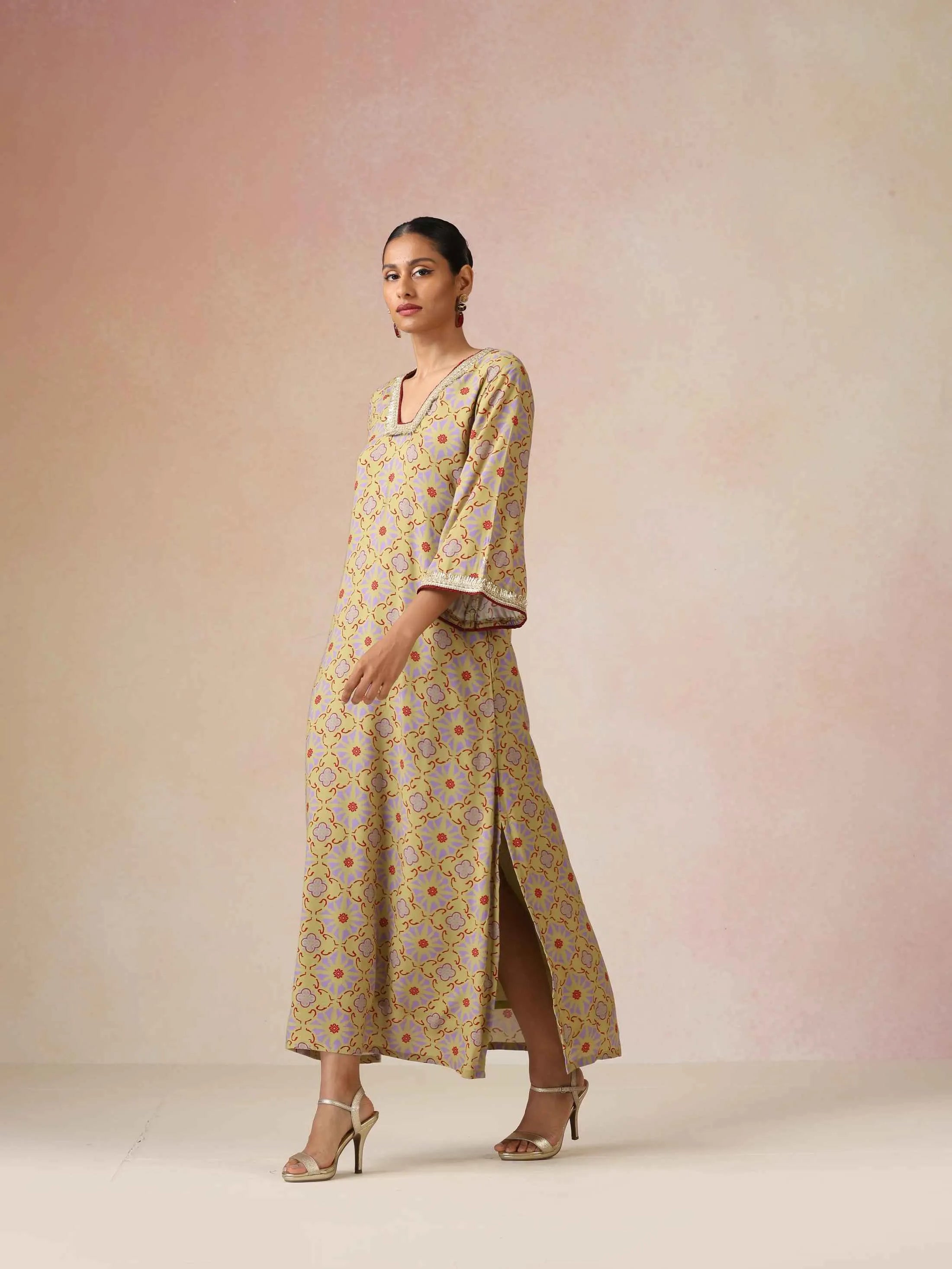 trueBrowns Light Green Lilac Print Viscose Straight Maxi Dress