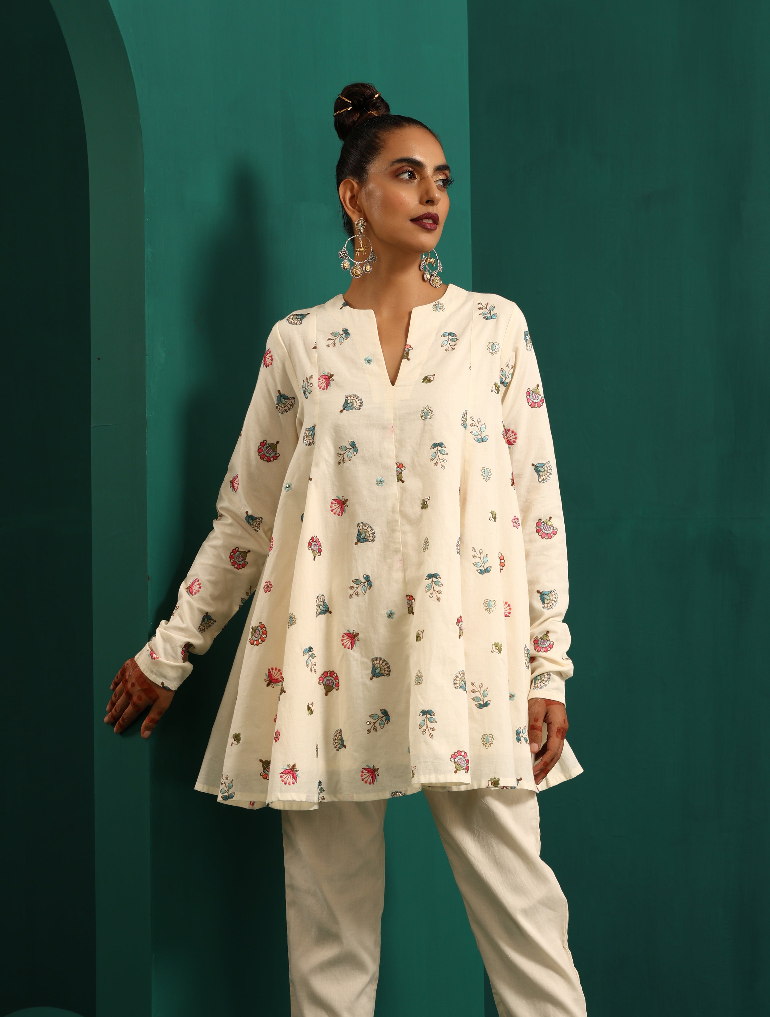 trueBrowns Ivory Floral Embroidered Flared Co-ord Set